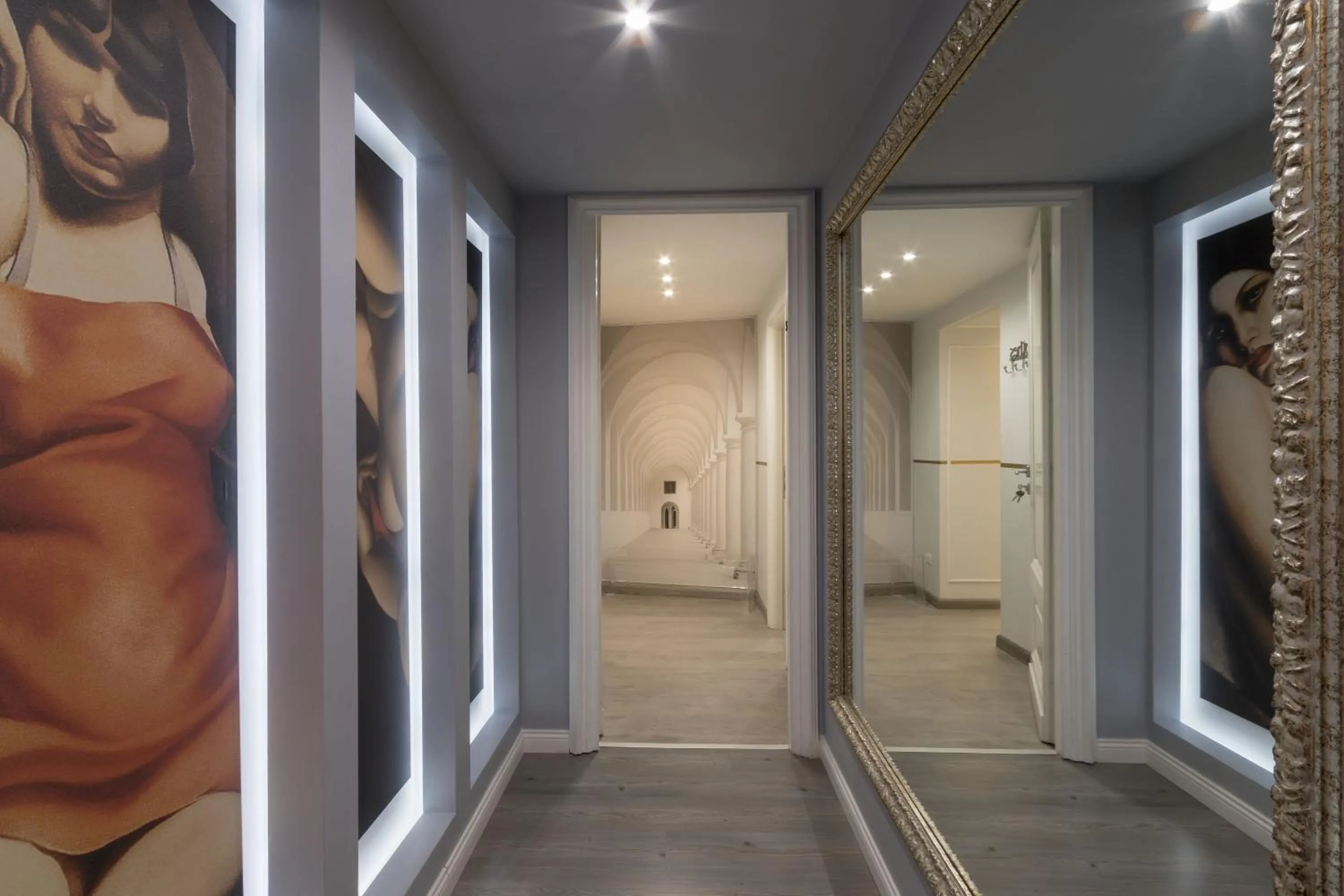 Lobby or reception in Luxury on the River