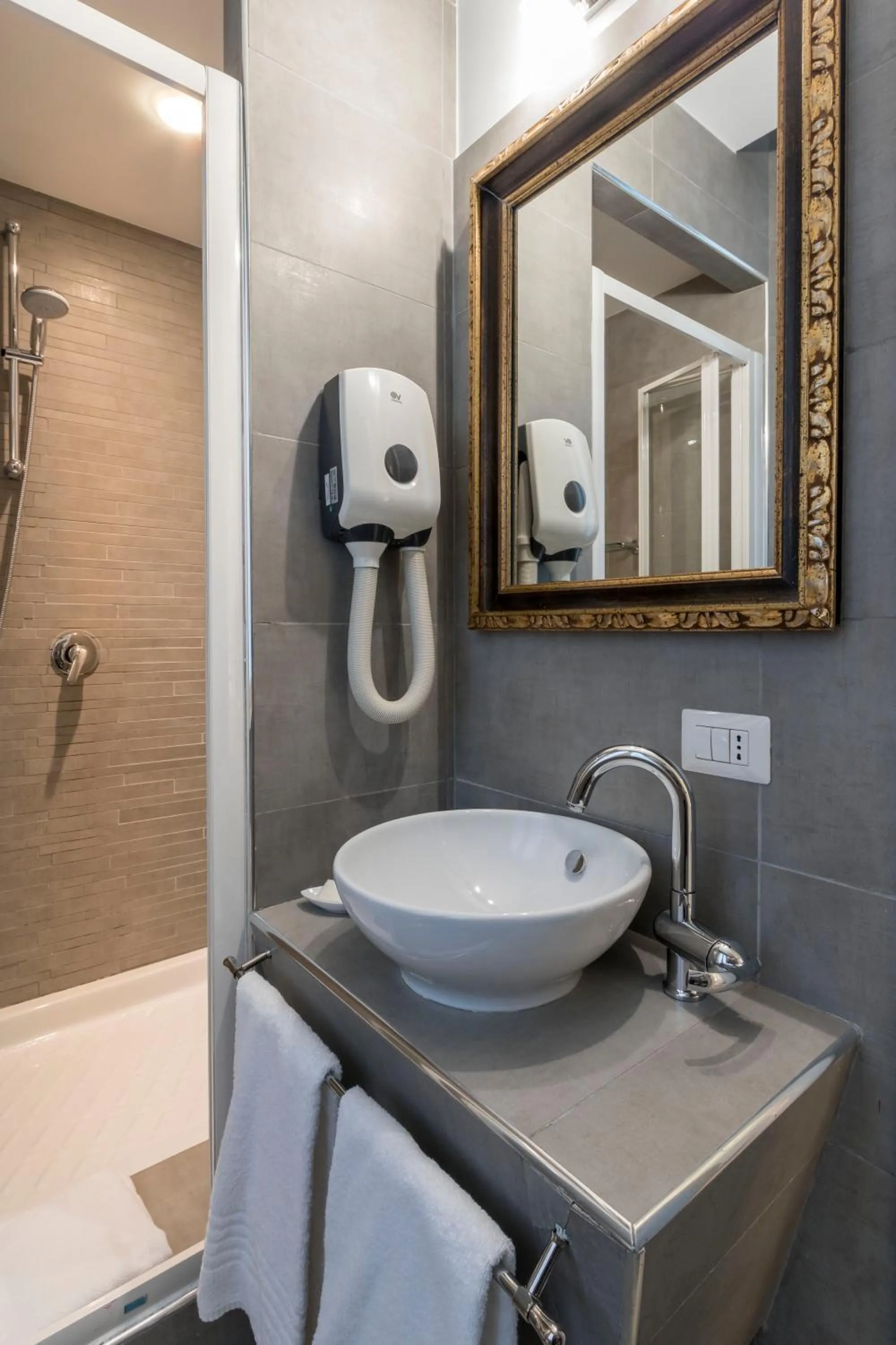 Bathroom in Luxury on the River