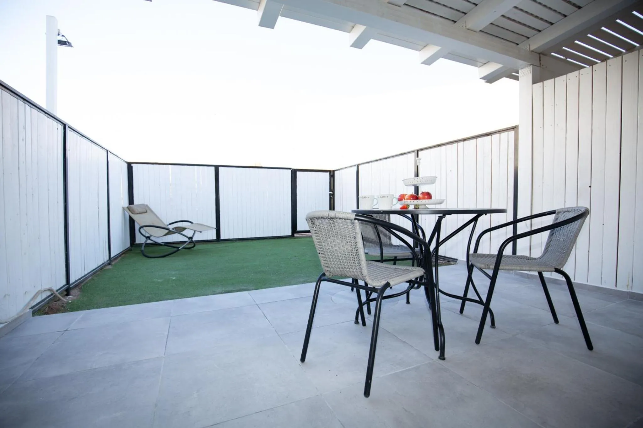 Off site in Dira BaLev