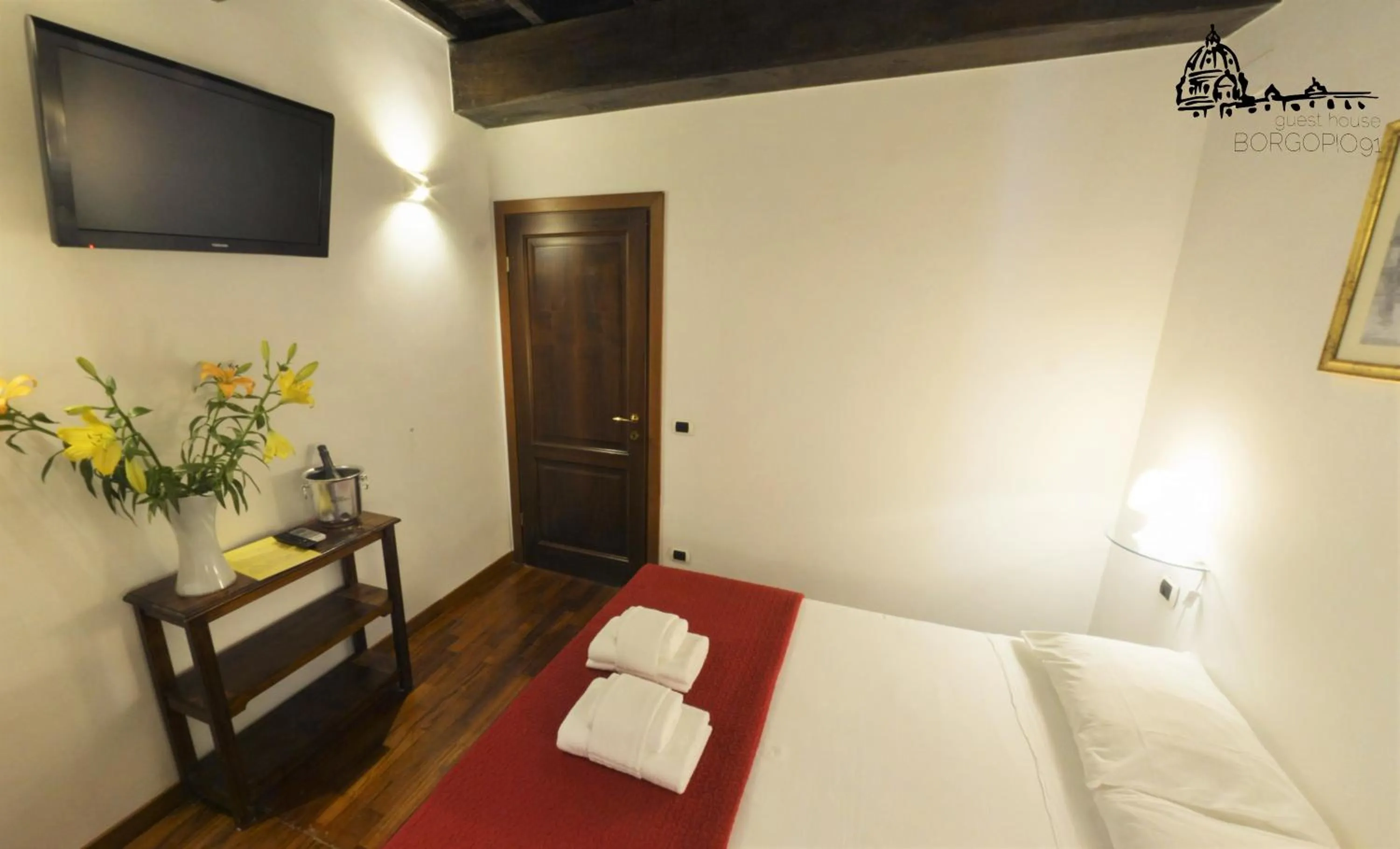 Bedroom, Bed in Borgo Pio 91