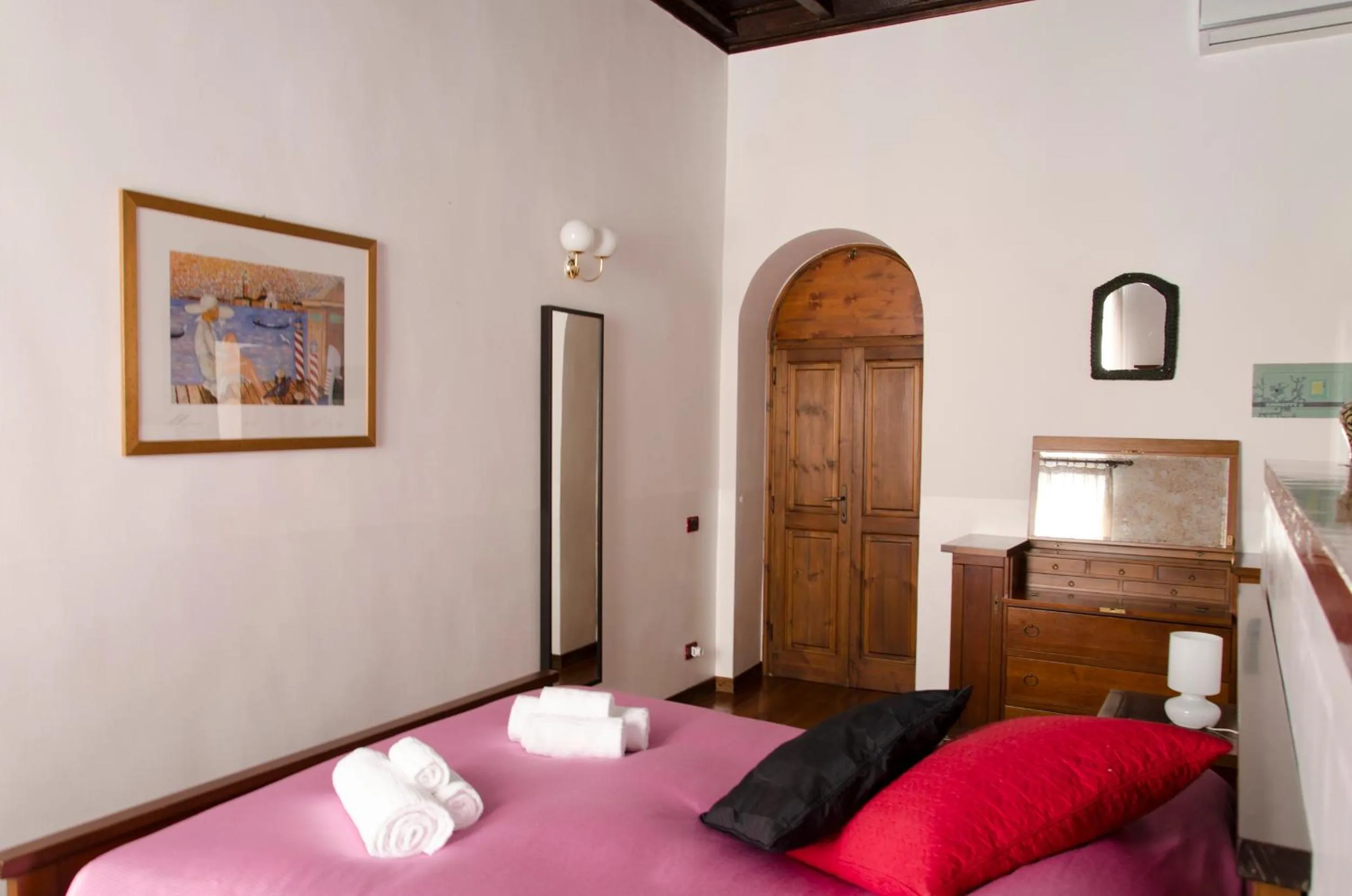 Bedroom, Bed in Borgo Pio 91
