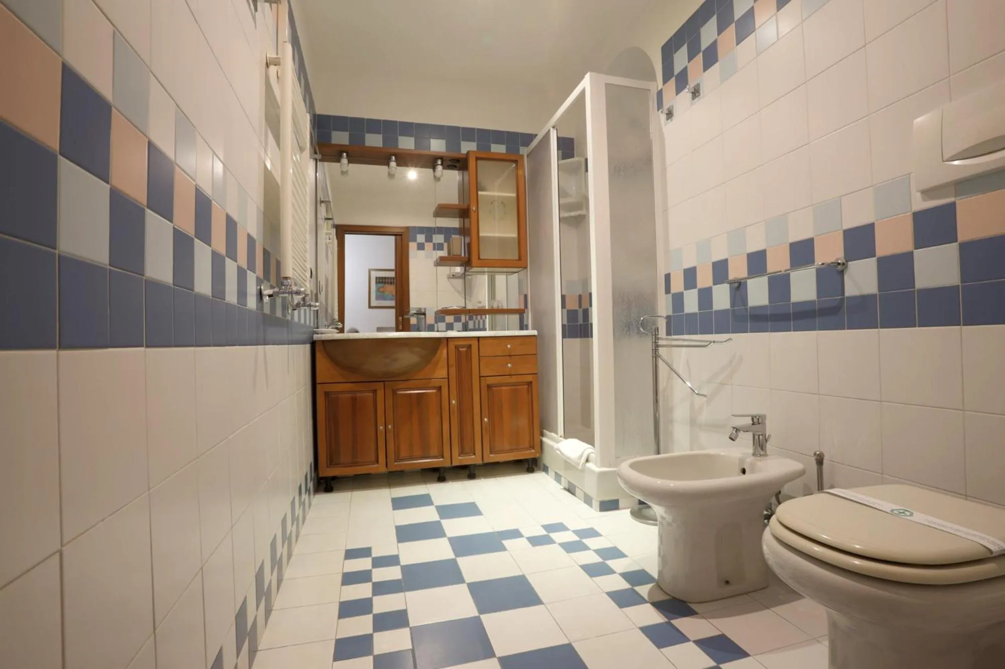 Bathroom in Borgo Pio 91