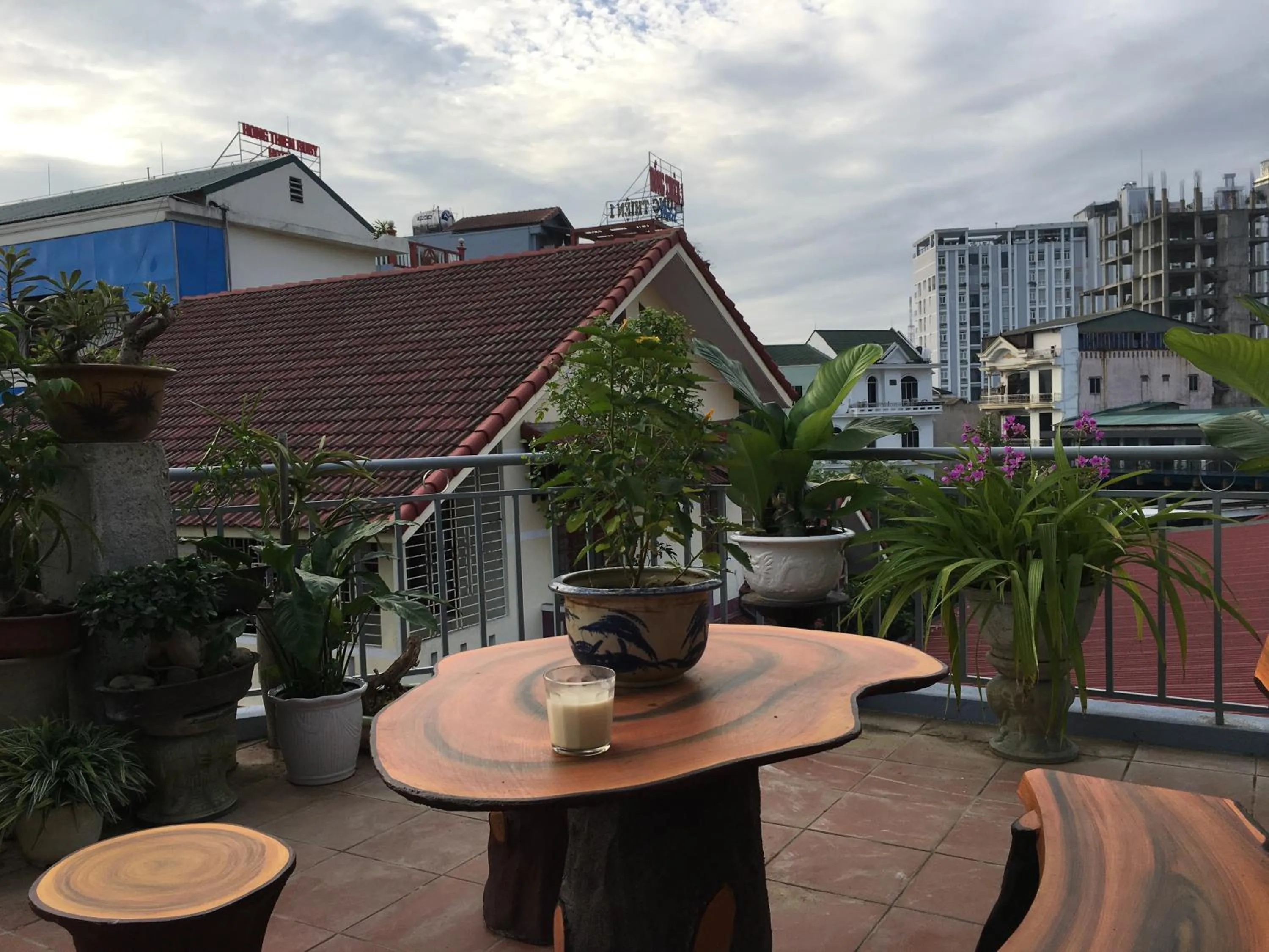 Balcony/Terrace in Maily Hostel