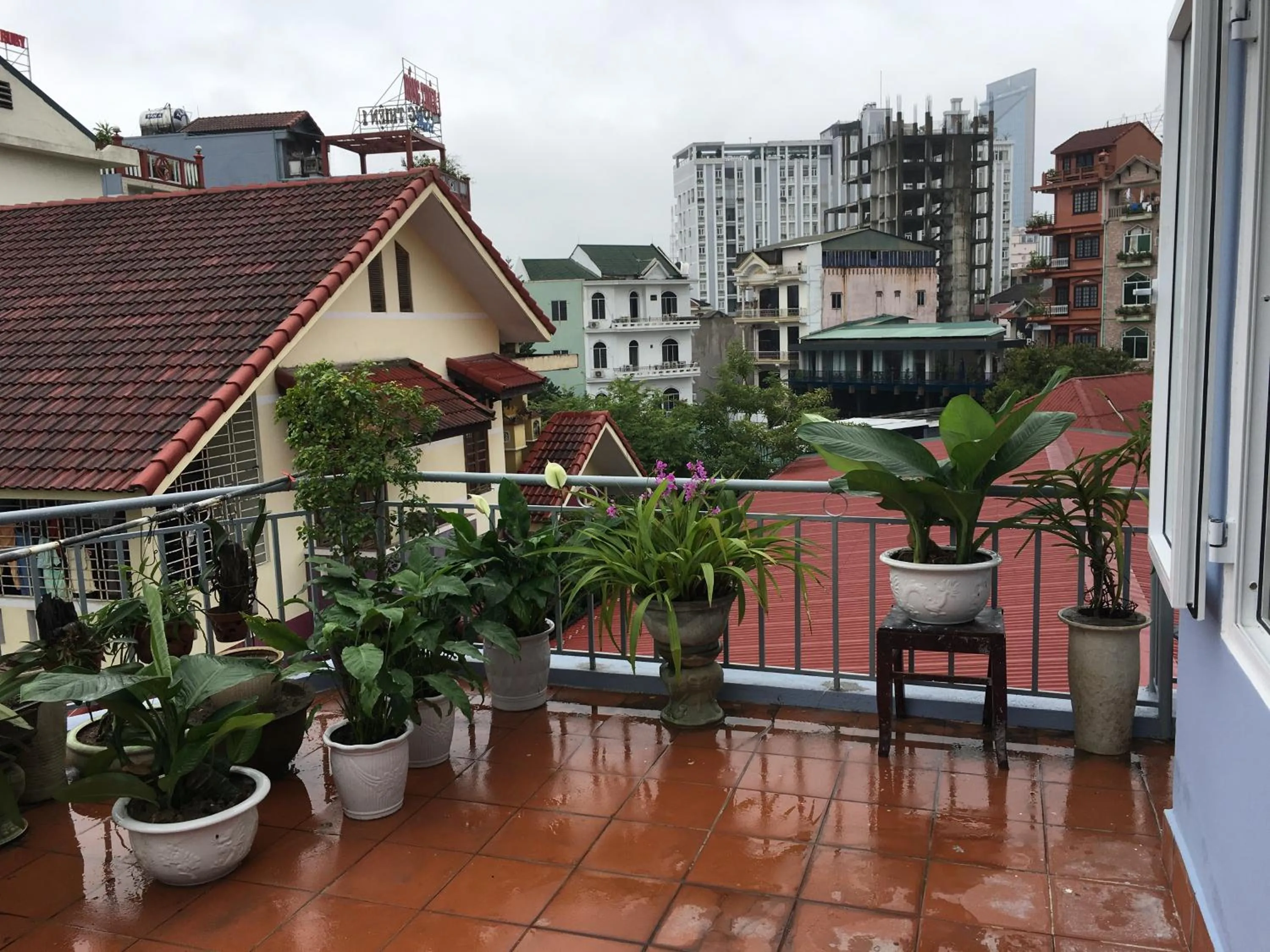 Balcony/Terrace in Maily Hostel