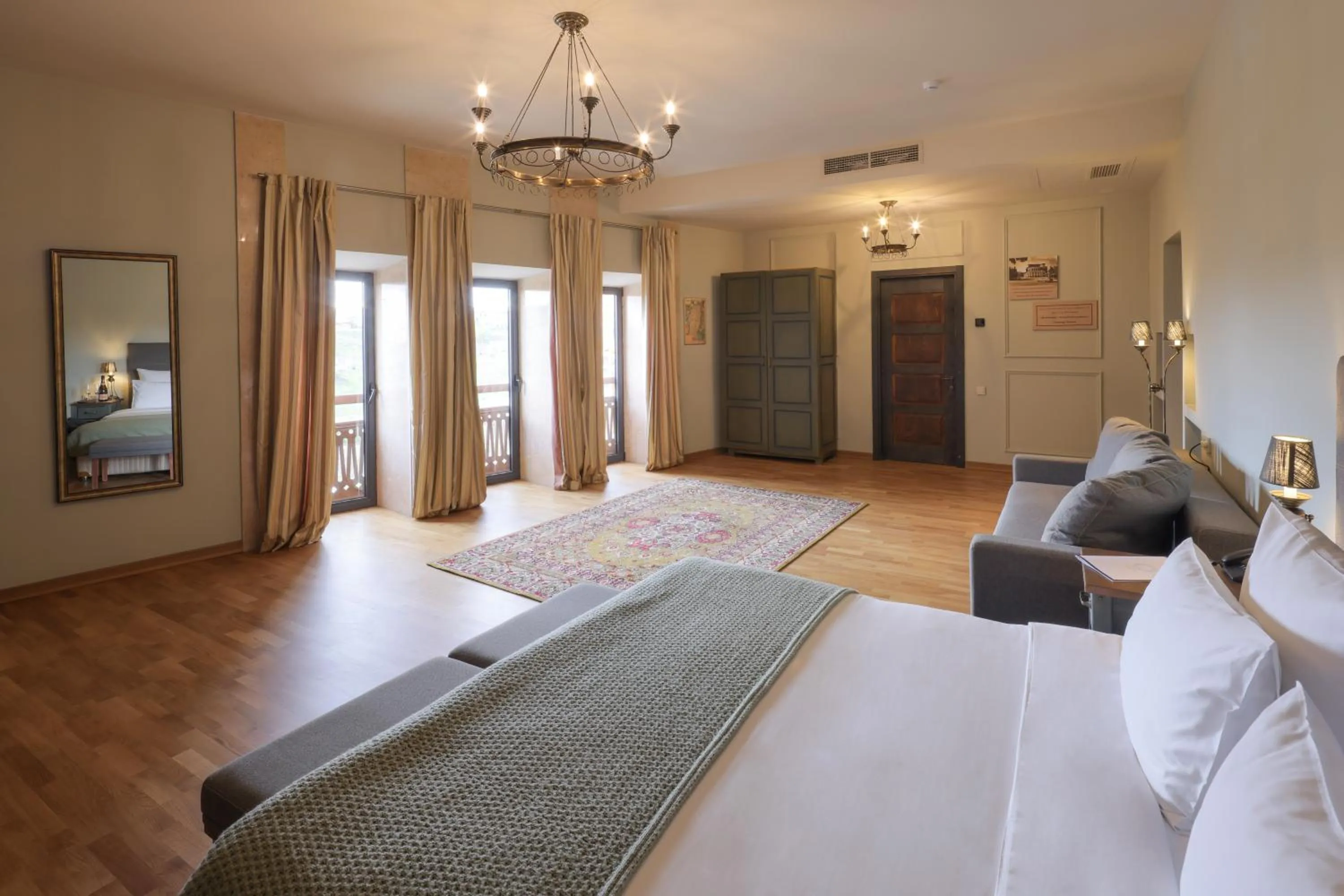 Mountain view, Bed in Apricot Hotel Yerevan