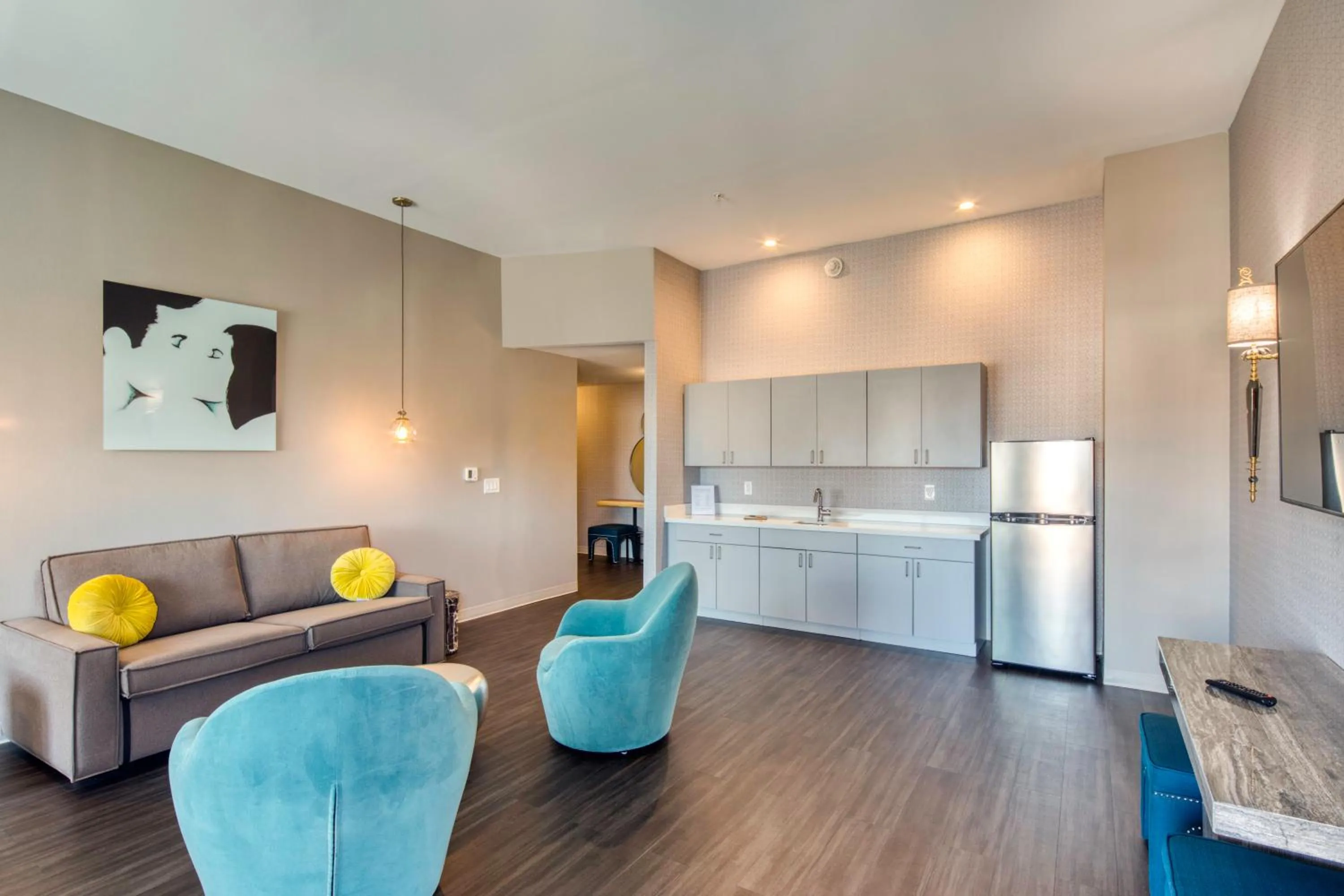 Bedroom in Holiday Inn Express & Suites - Charlotte - South End by IHG