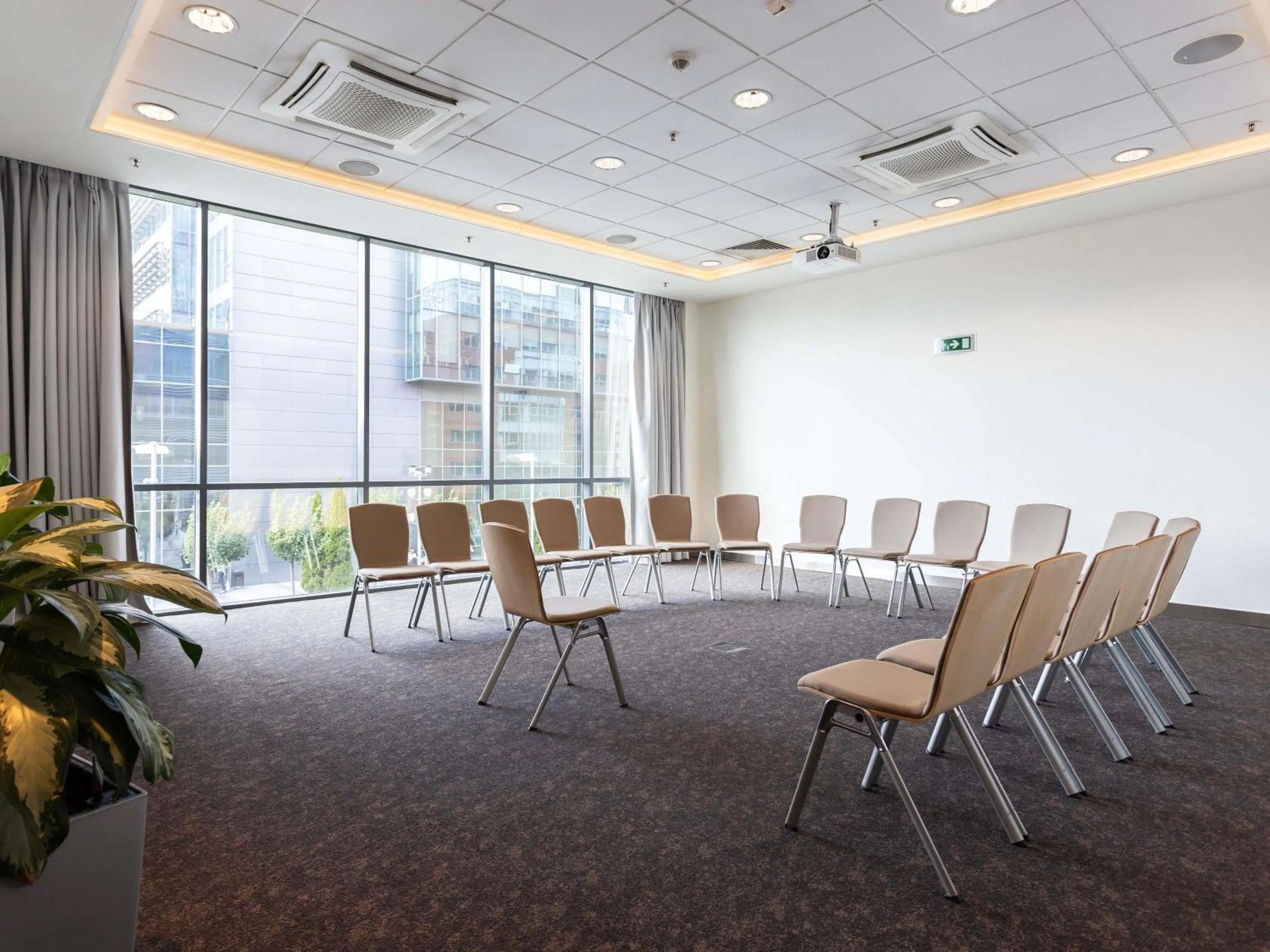 Meeting/conference room in Novotel Sofia