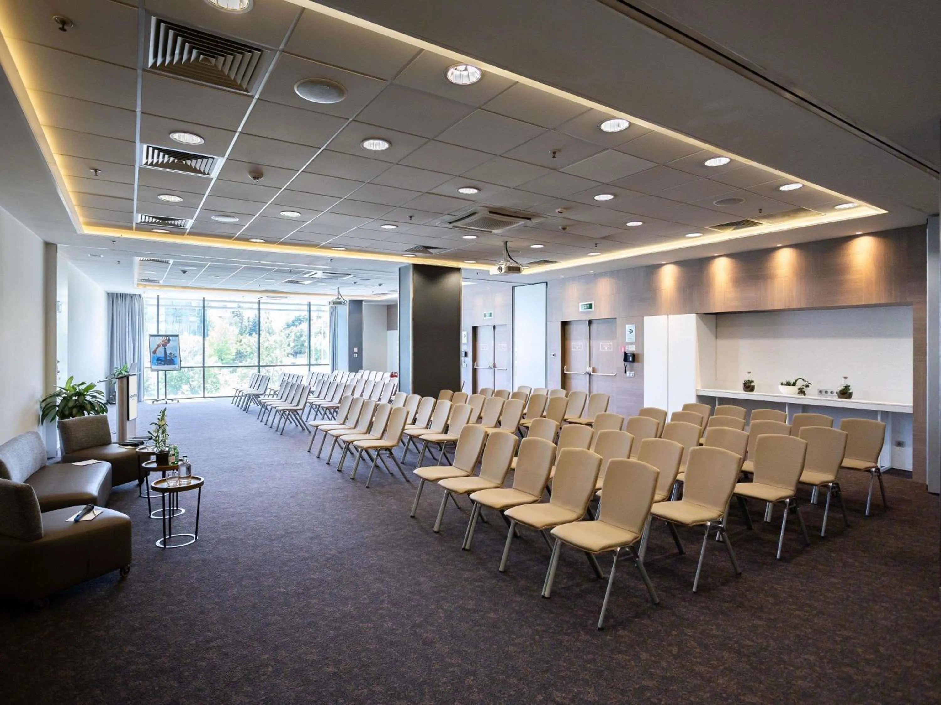 Meeting/conference room in Novotel Sofia