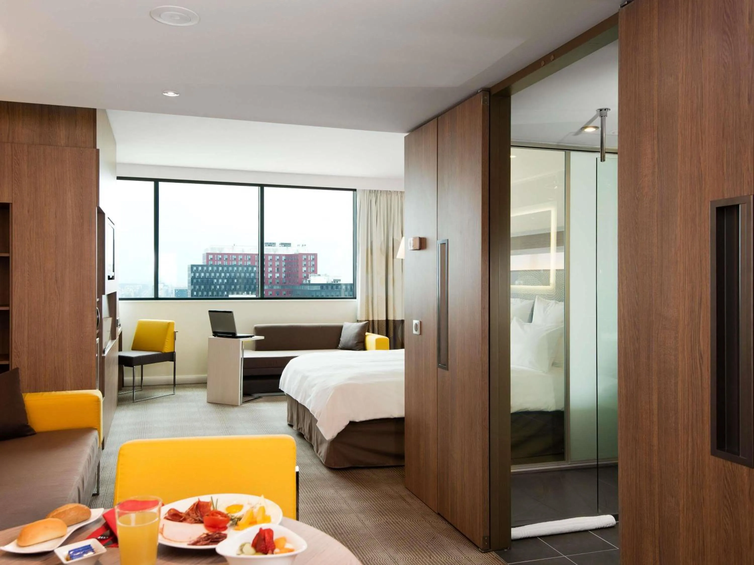 Bedroom, Bed in Novotel Sofia