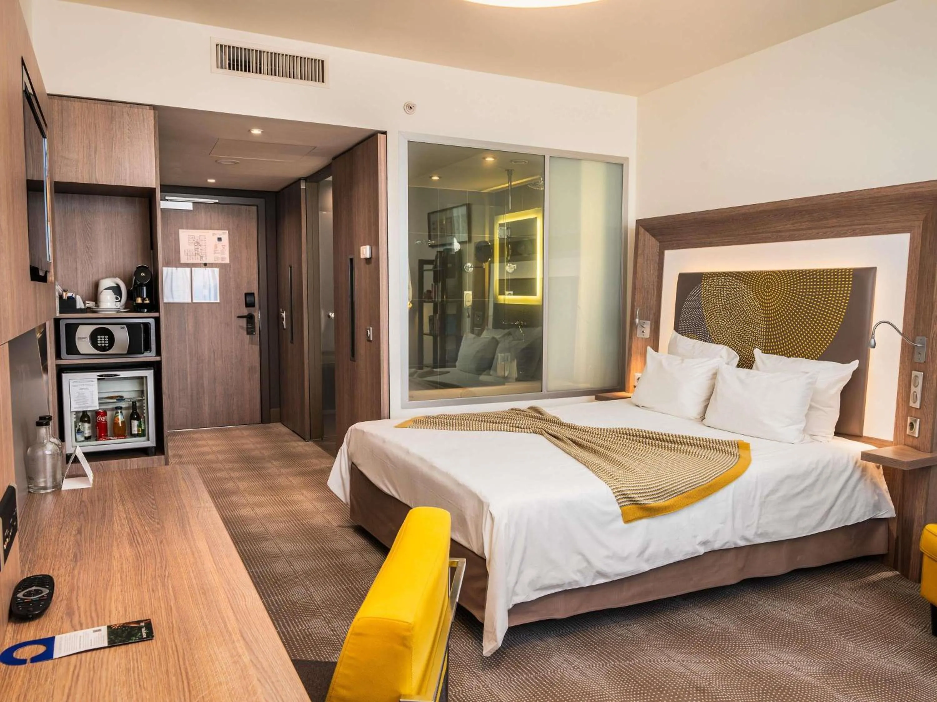 Bedroom, Bed in Novotel Sofia