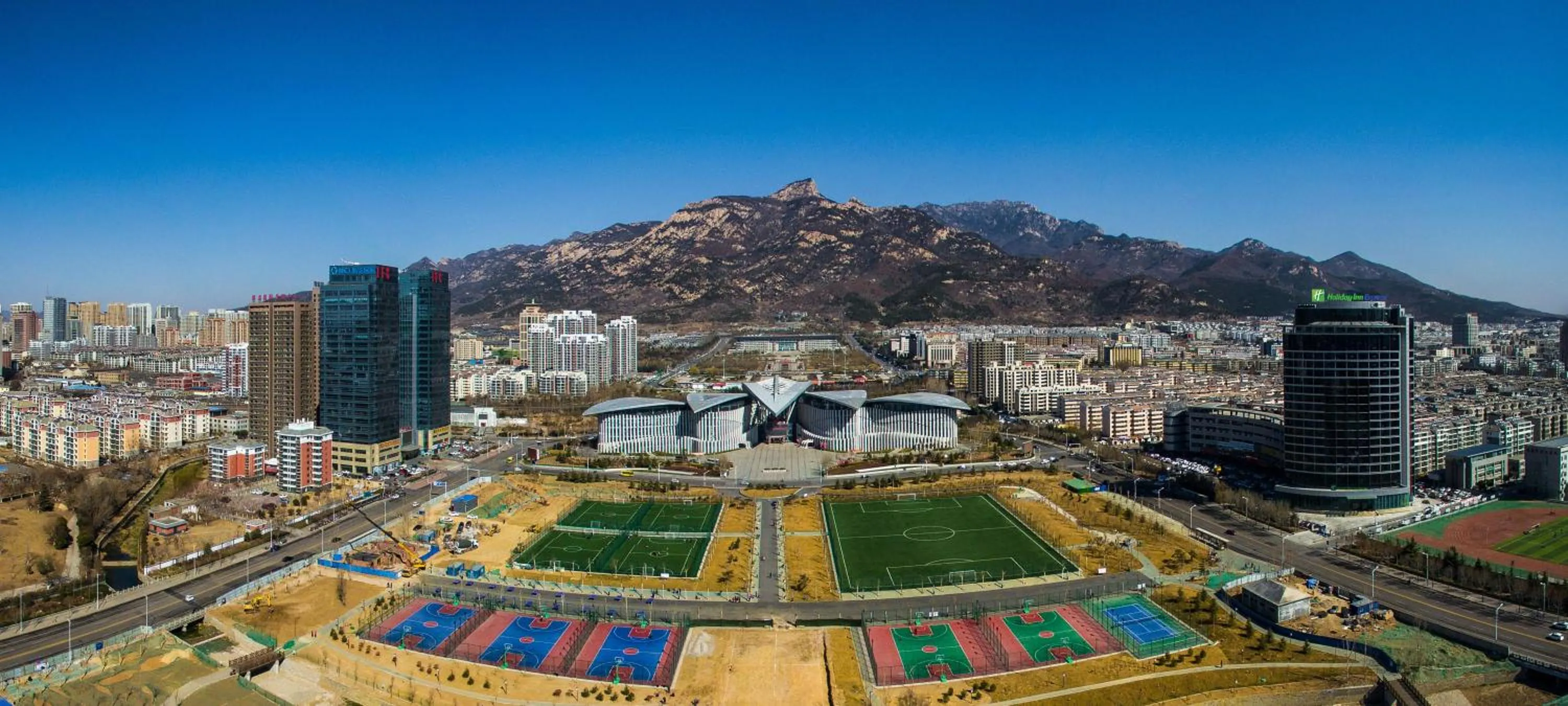 Property building in Holiday Inn Express Taian City Center by IHG