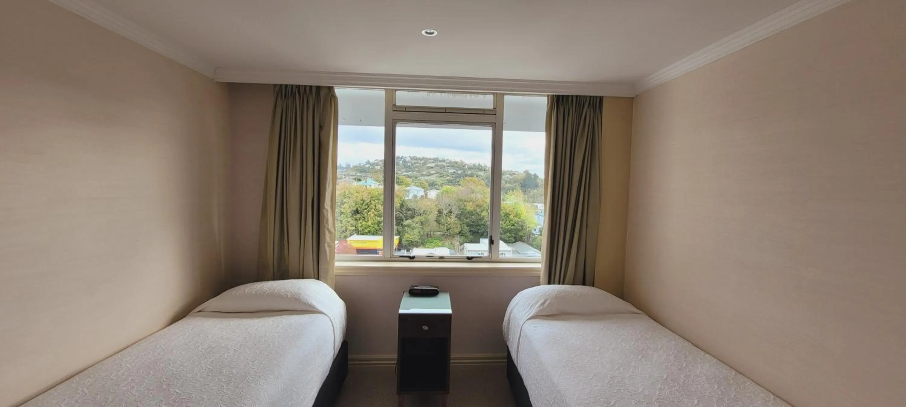 Bedroom, Bed in Rutherford Hotel Nelson - A Heritage Hotel