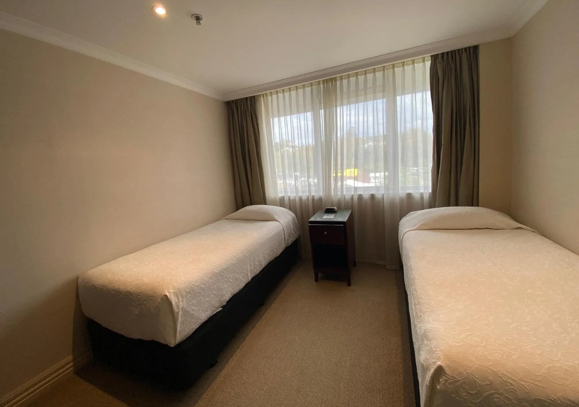 Bedroom, Bed in Rutherford Hotel Nelson - A Heritage Hotel