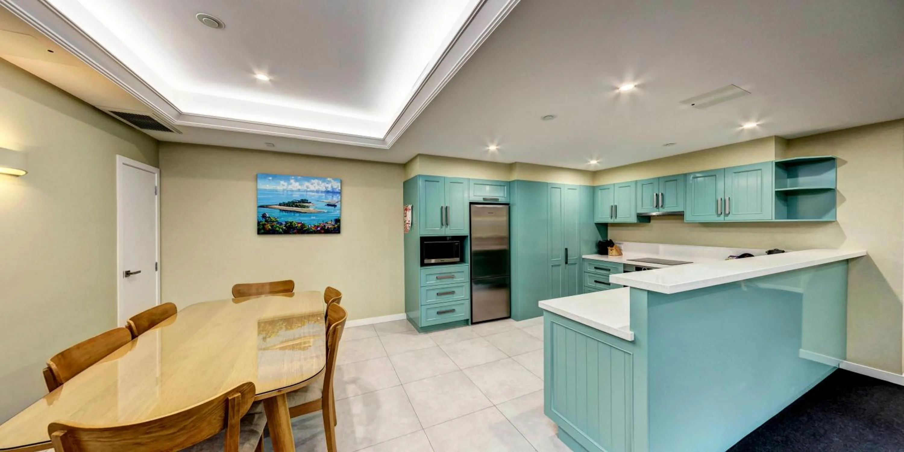 Kitchen or kitchenette in Rutherford Hotel Nelson - A Heritage Hotel