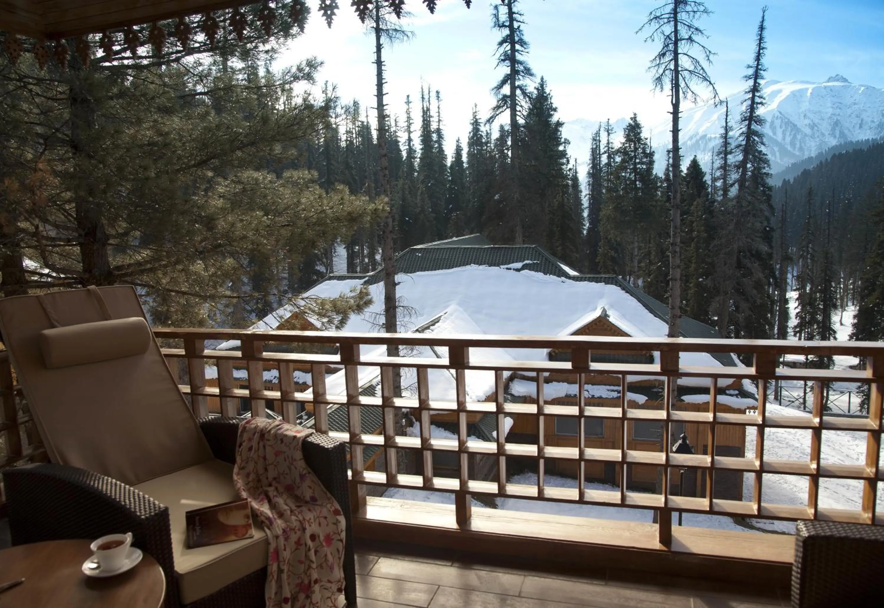 Balcony/Terrace in The Khyber Himalayan Resort & Spa