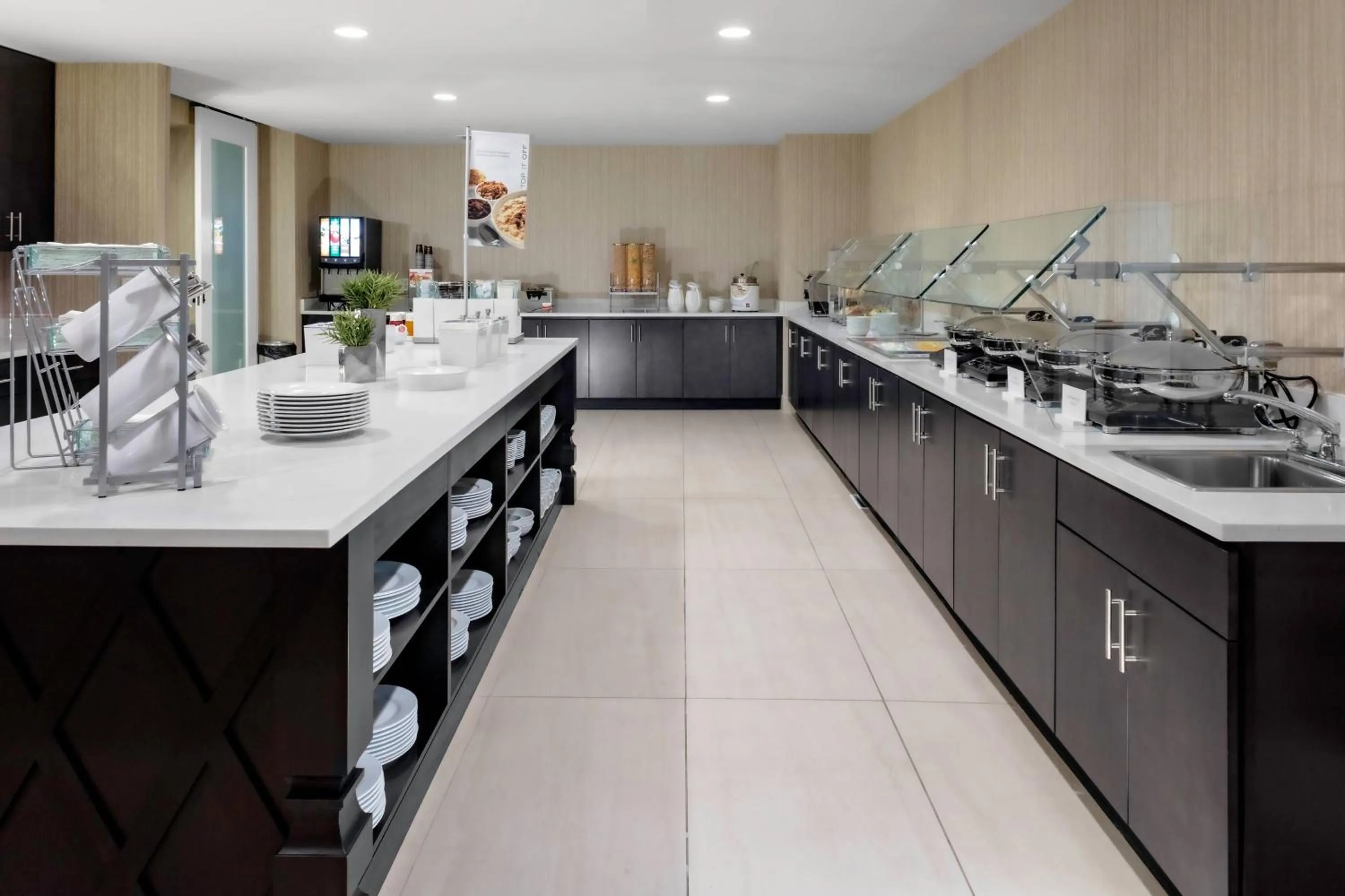 Breakfast in Residence Inn by Marriott Phoenix Mesa East