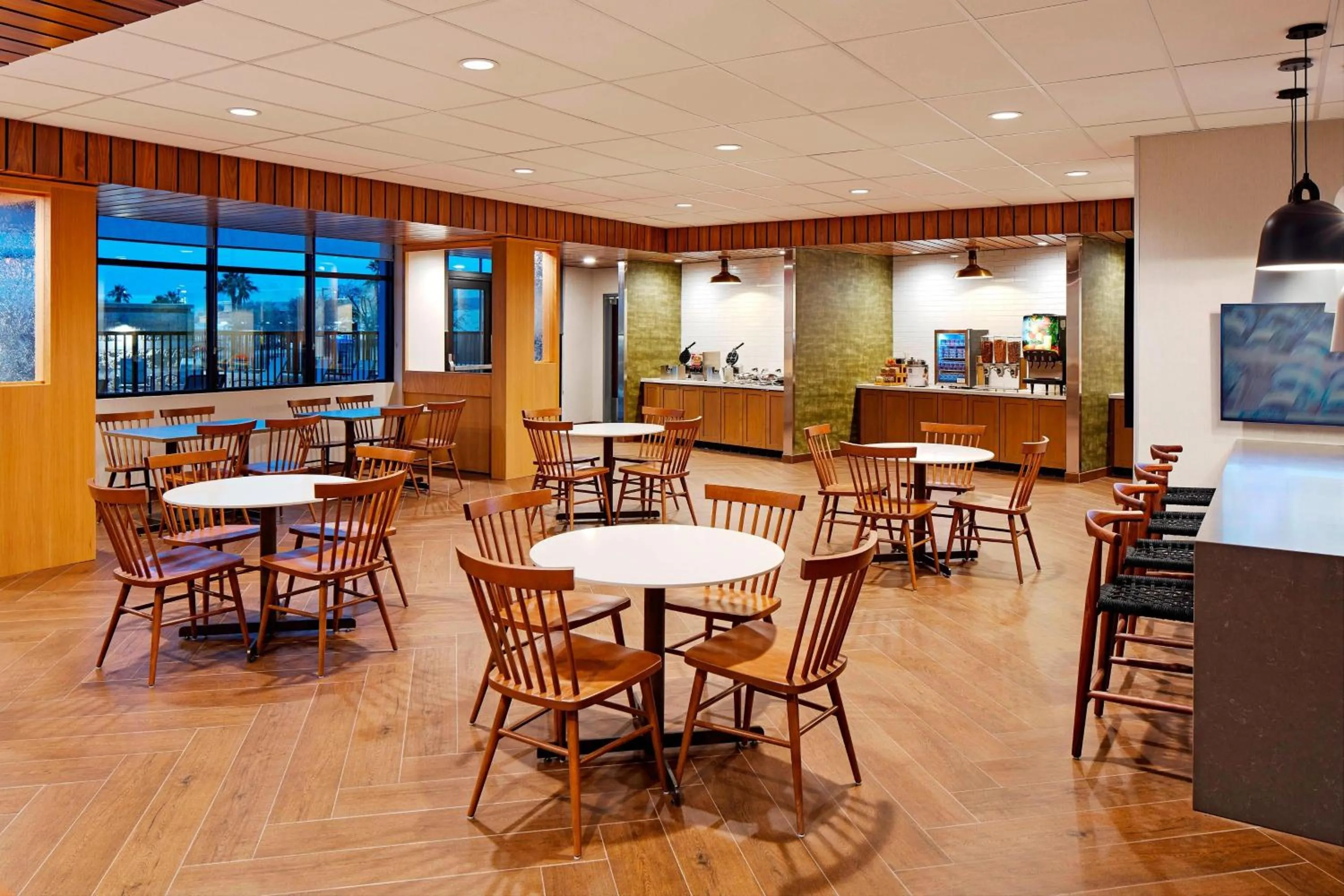 Breakfast in Fairfield by Marriott Inn & Suites Indio Coachella Valley