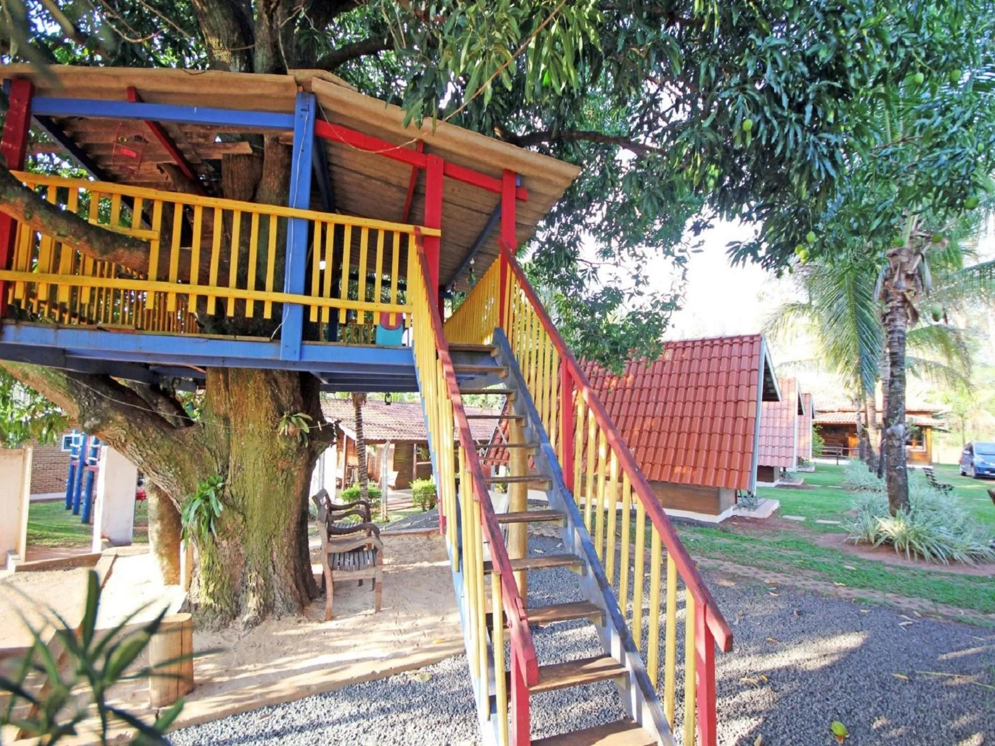 Entertainment in Monte Carlo Pousada