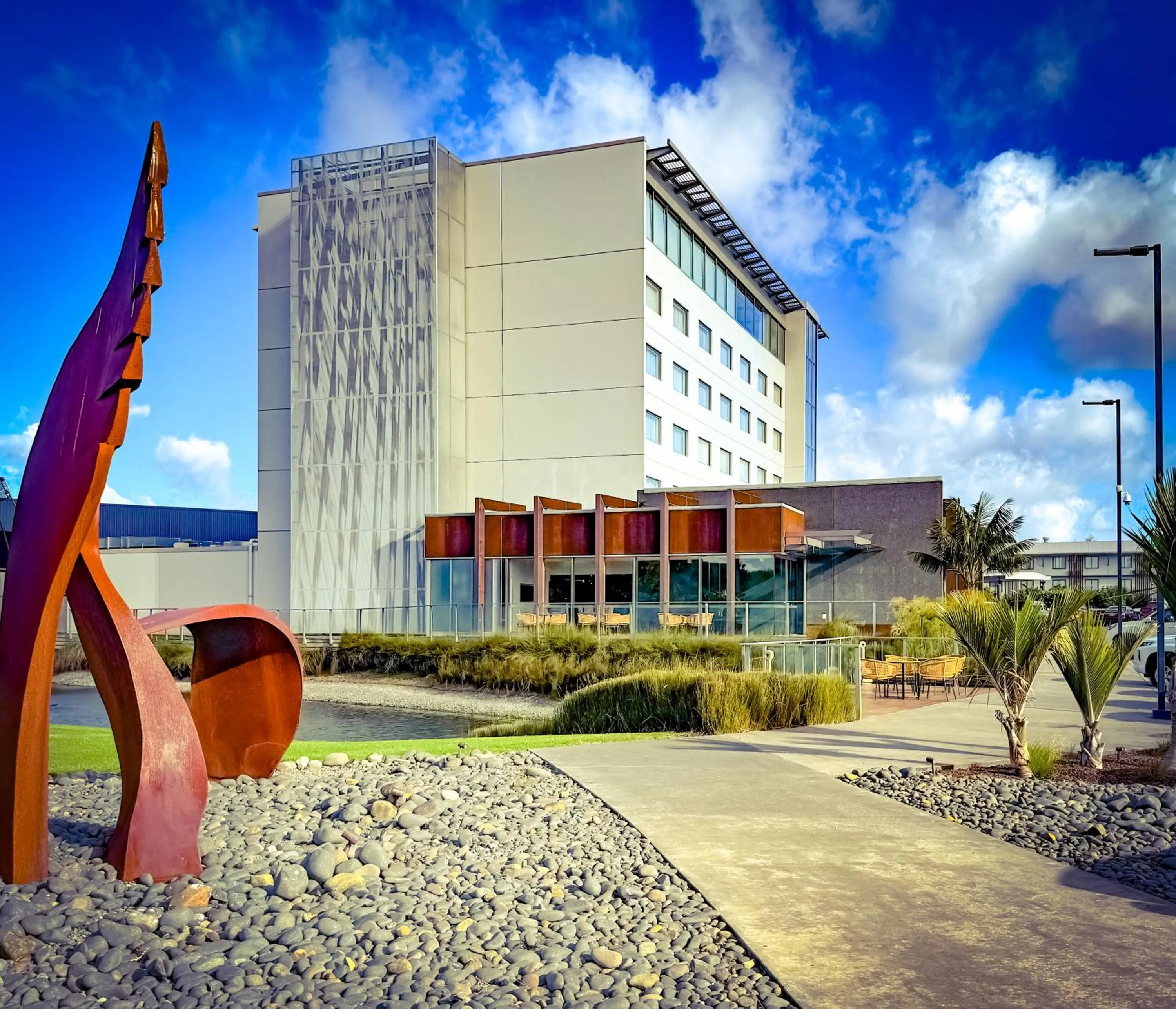 Property building in JetPark Auckland Airport Hotel