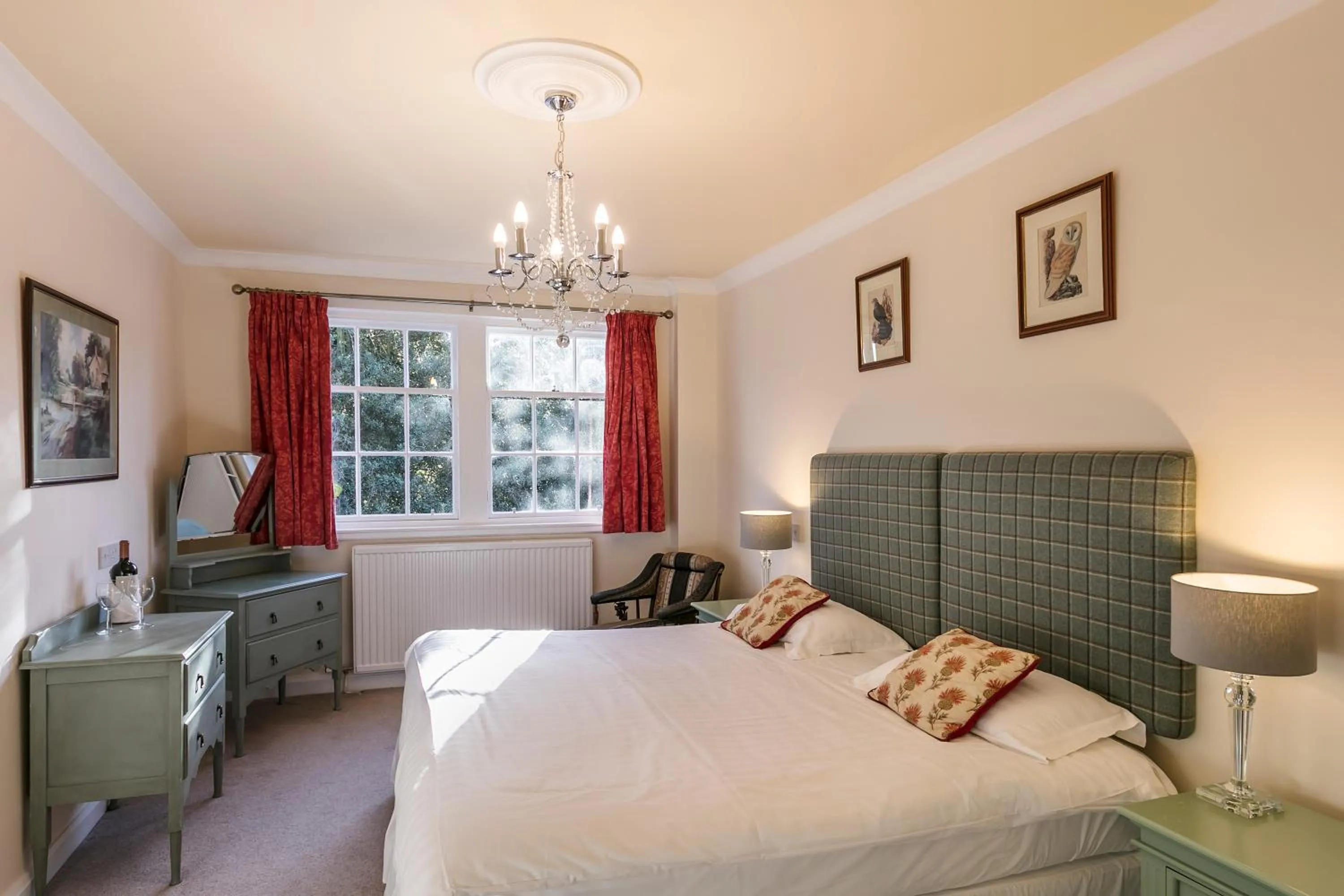 Bedroom, Bed in Ednam House Hotel