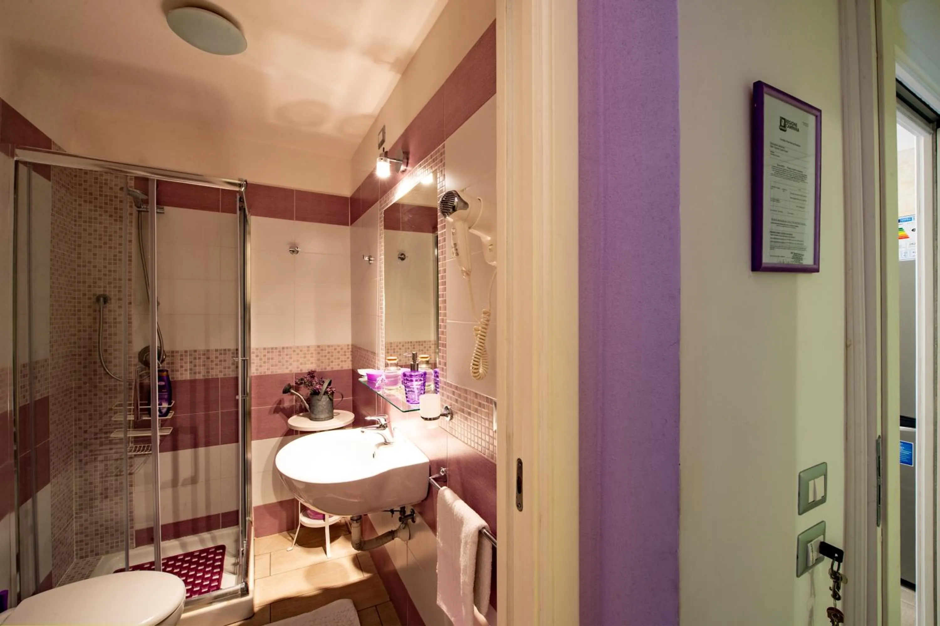 Shower in Il Giardino di Tonia - Oplontis Guest House - Bed & Garden -