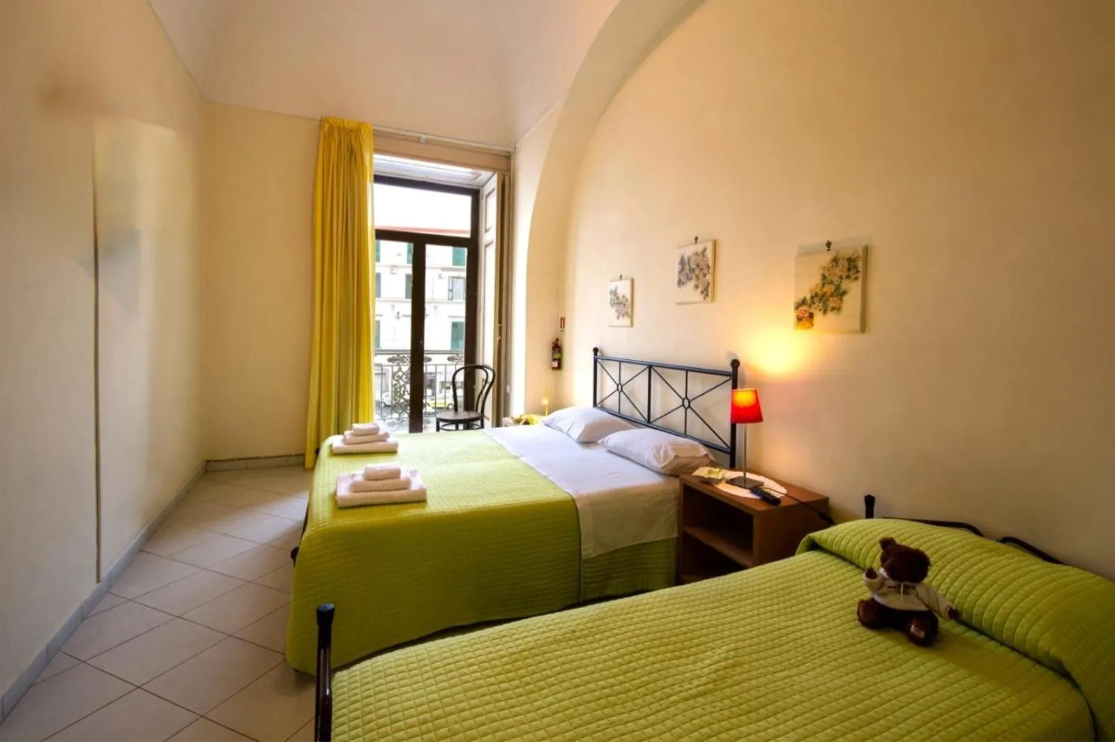 Photo of the whole room, Bed in Il Giardino di Tonia - Oplontis Guest House - Bed & Garden -
