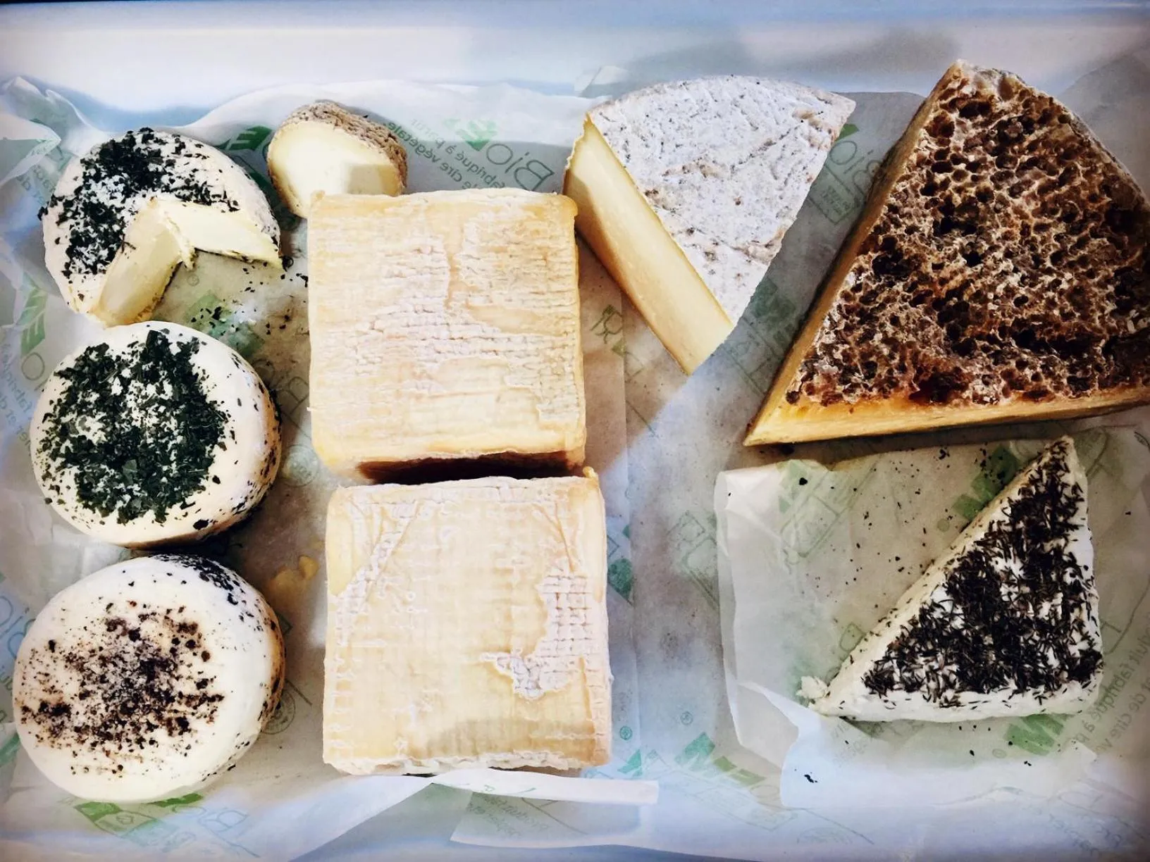 Breakfast in Aubépine