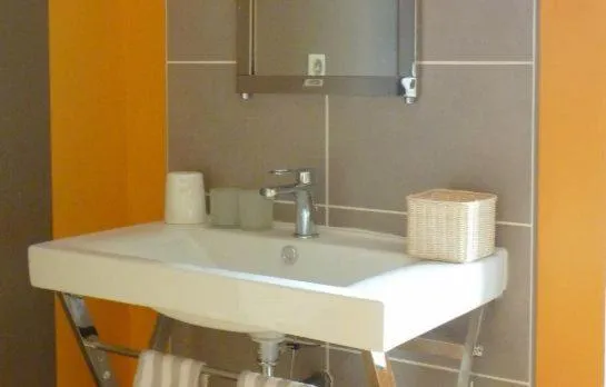 Bathroom in Aubépine