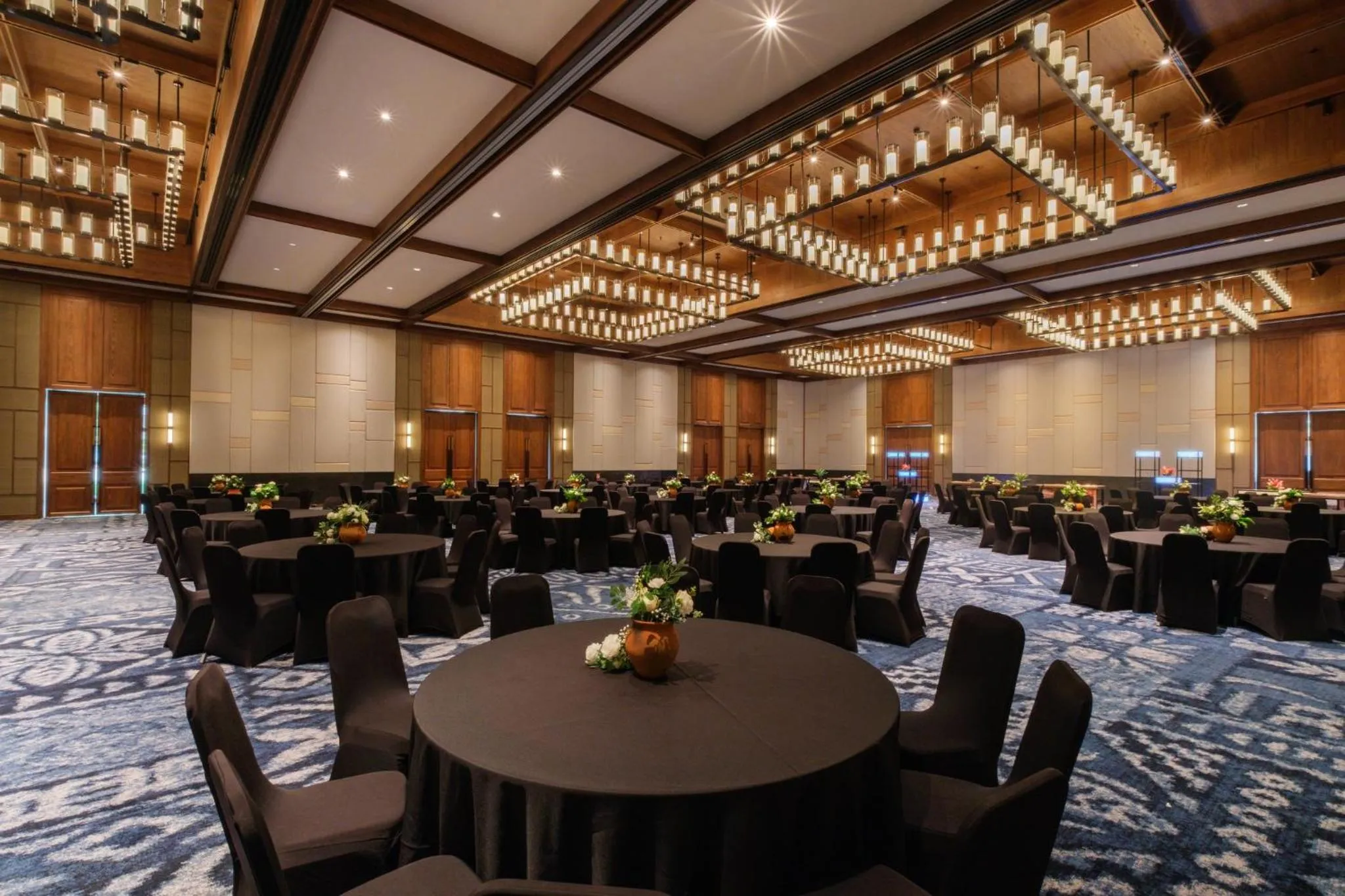 Meeting/conference room in Crowne Plaza Fiji Nadi Bay Resort & Spa by IHG