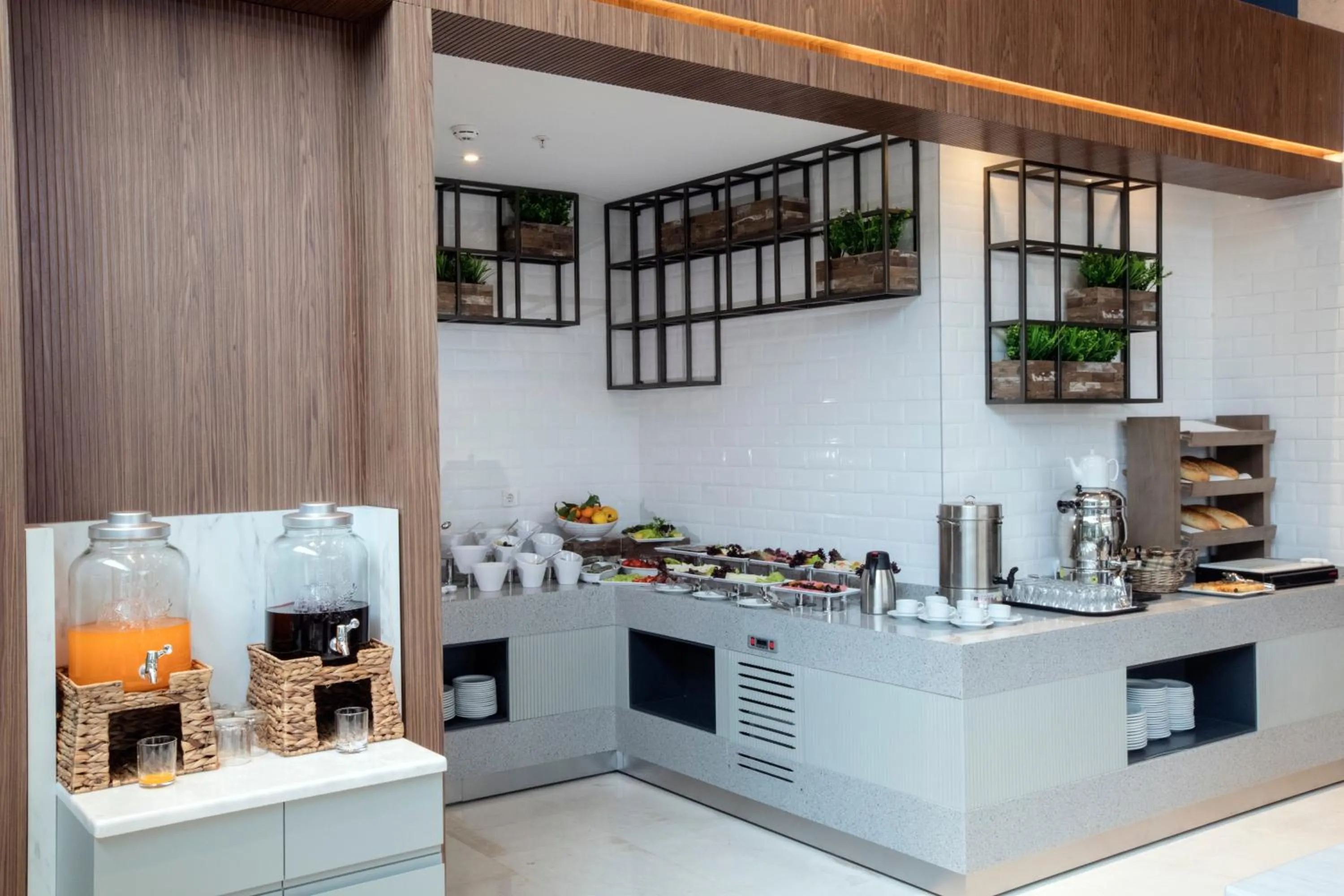 Coffee/tea facilities in ibis Styles Izmir Bornova