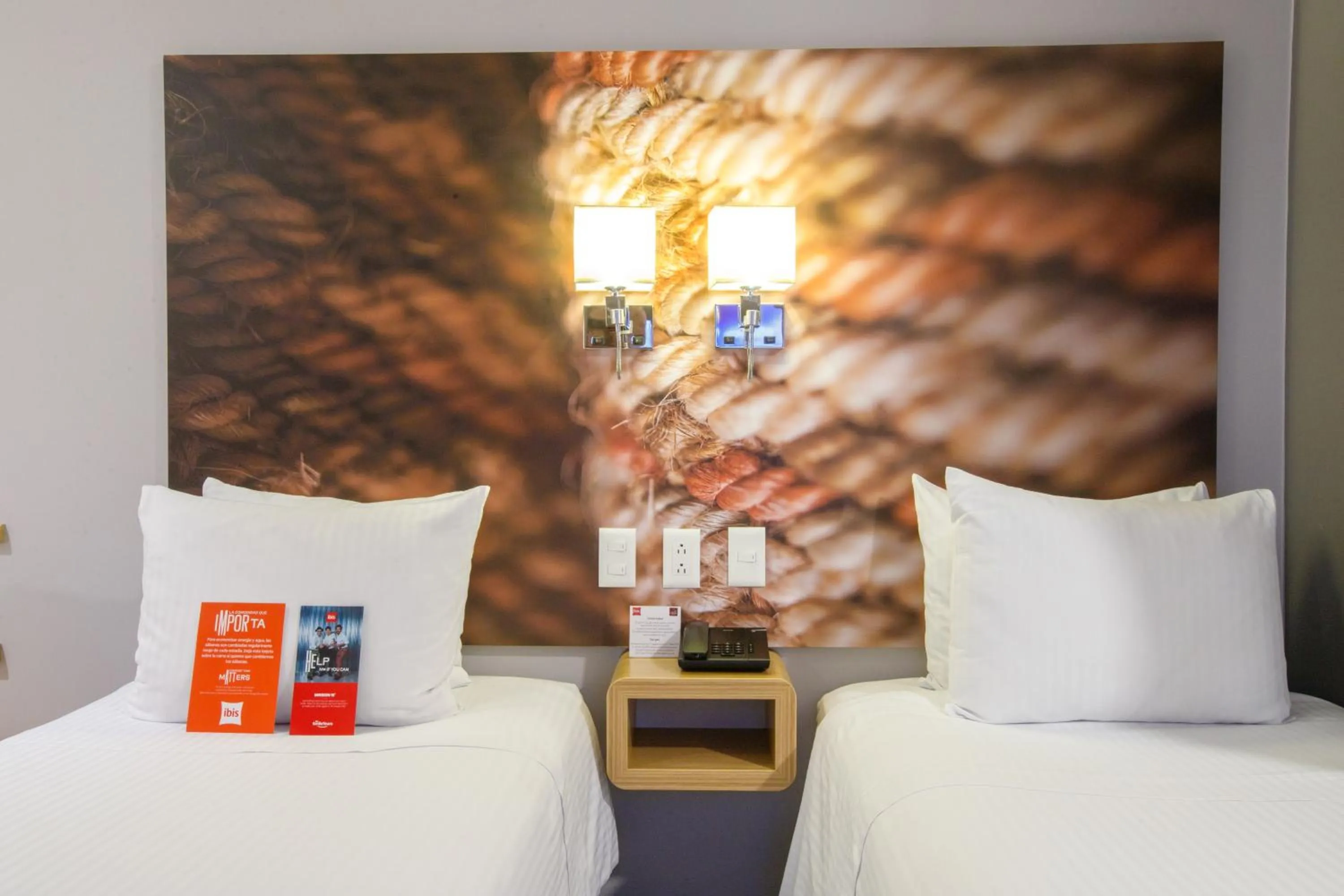 Property building, Bed in ibis Quito