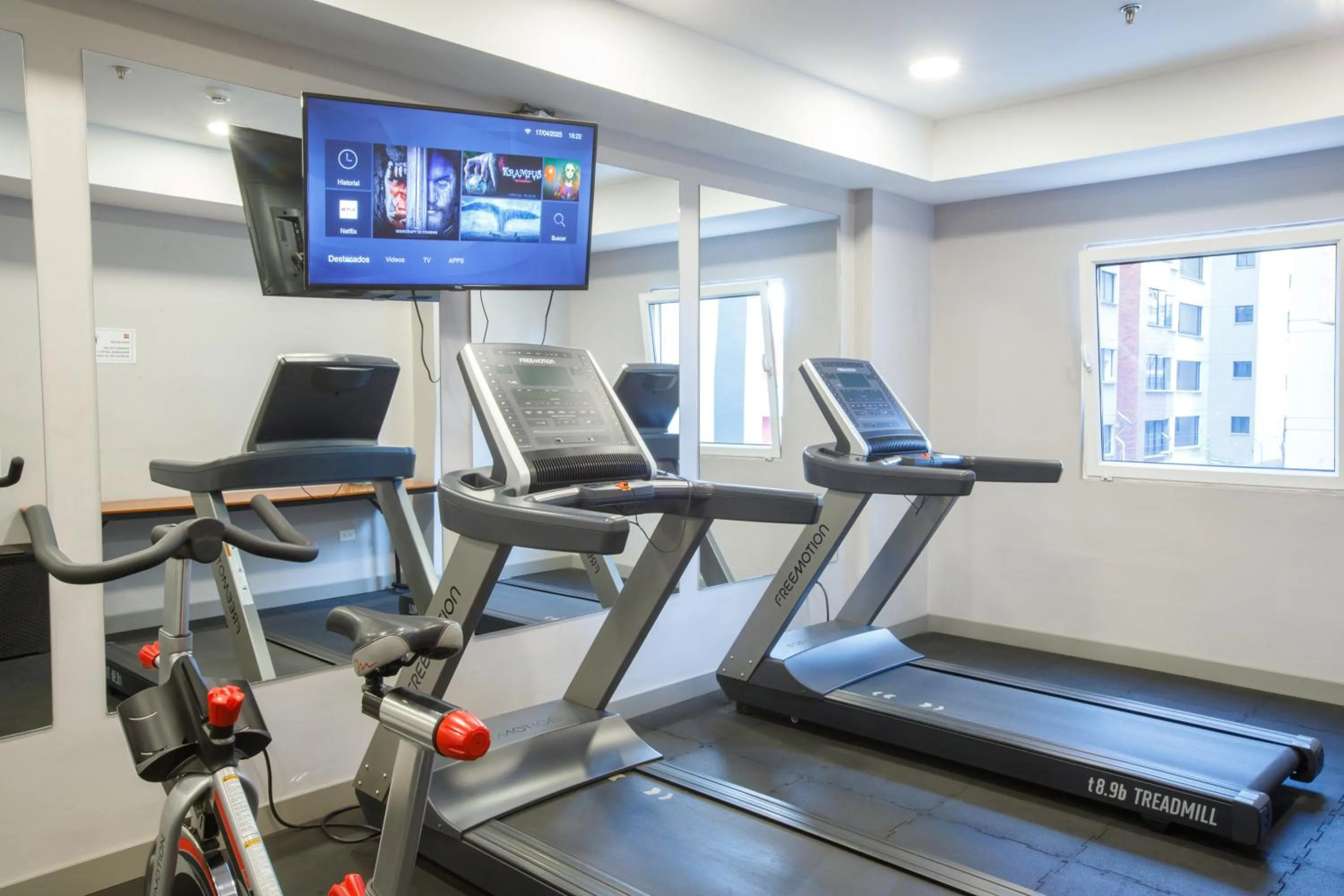 Property building in ibis Quito