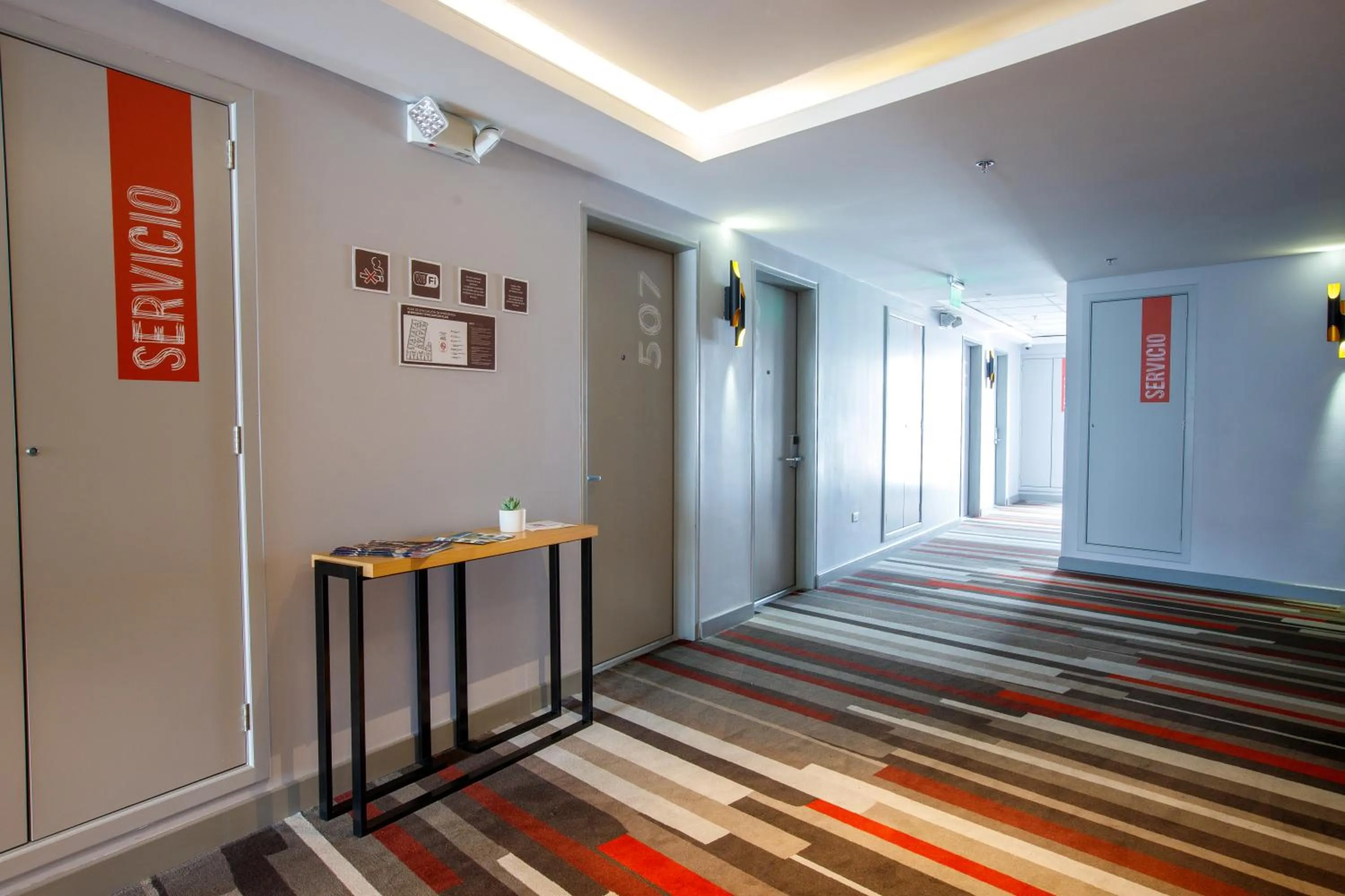 Property building in ibis Quito