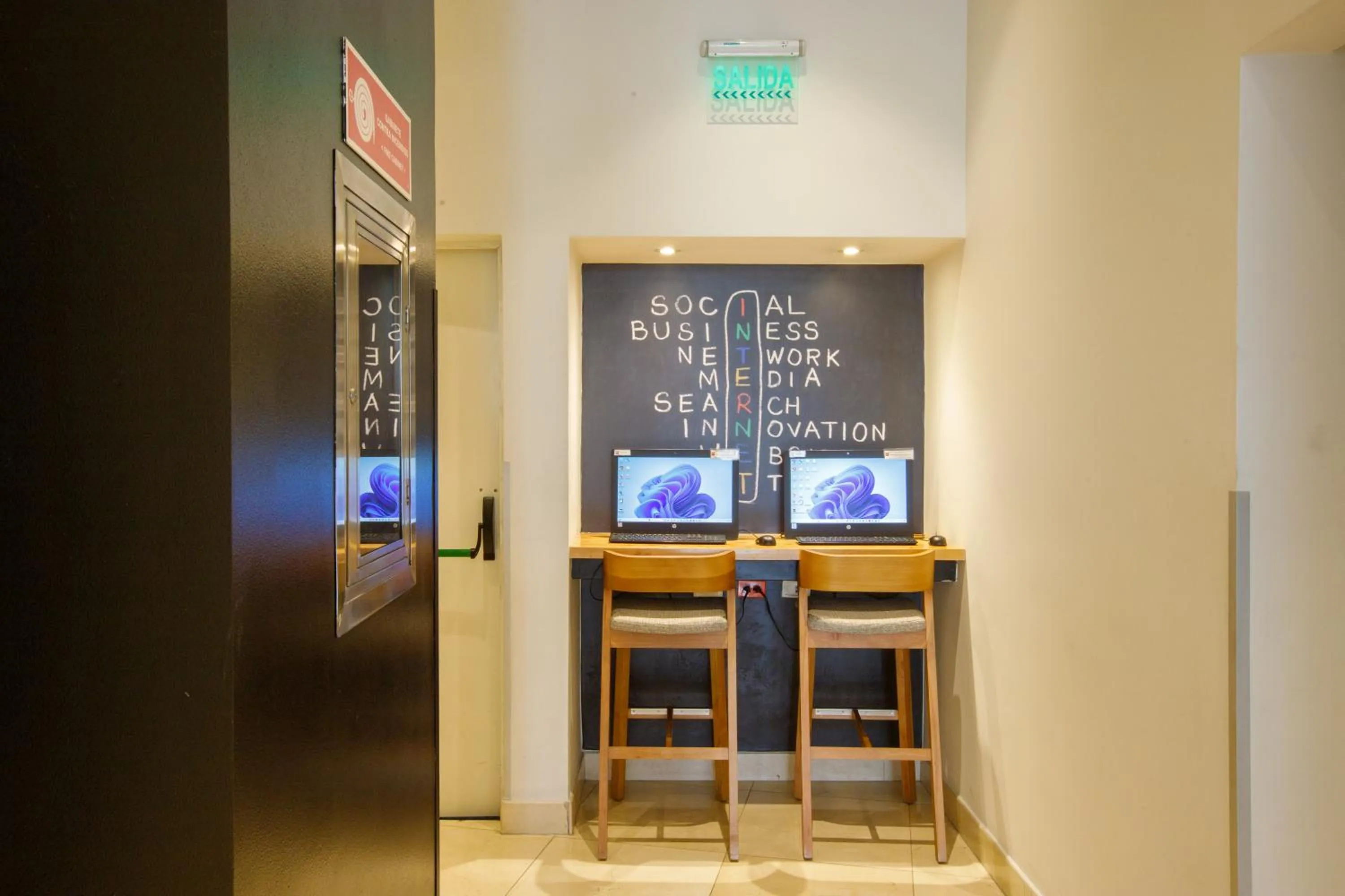 Property building in ibis Quito