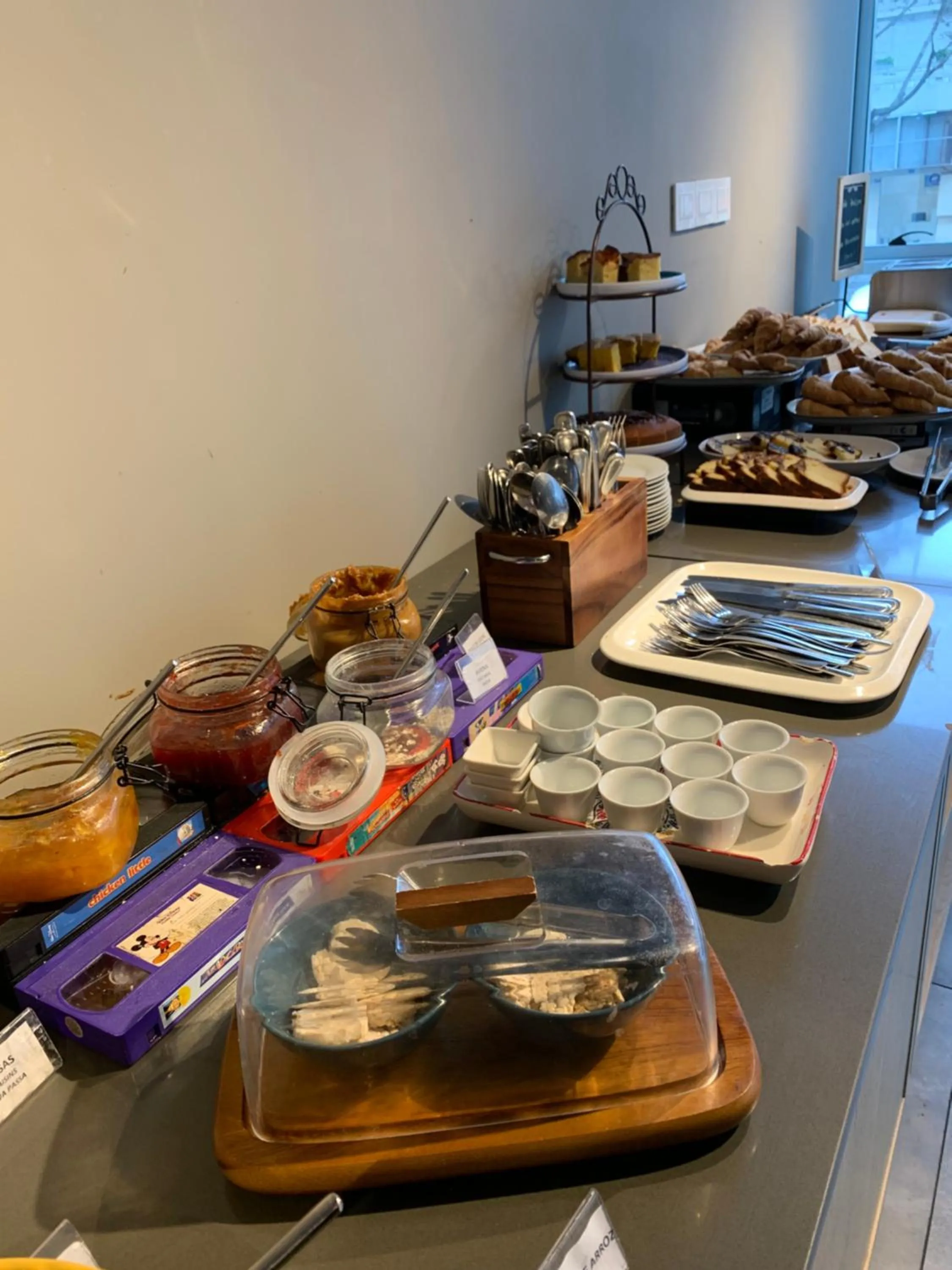 Breakfast in ibis Styles Montevideo Biarritz