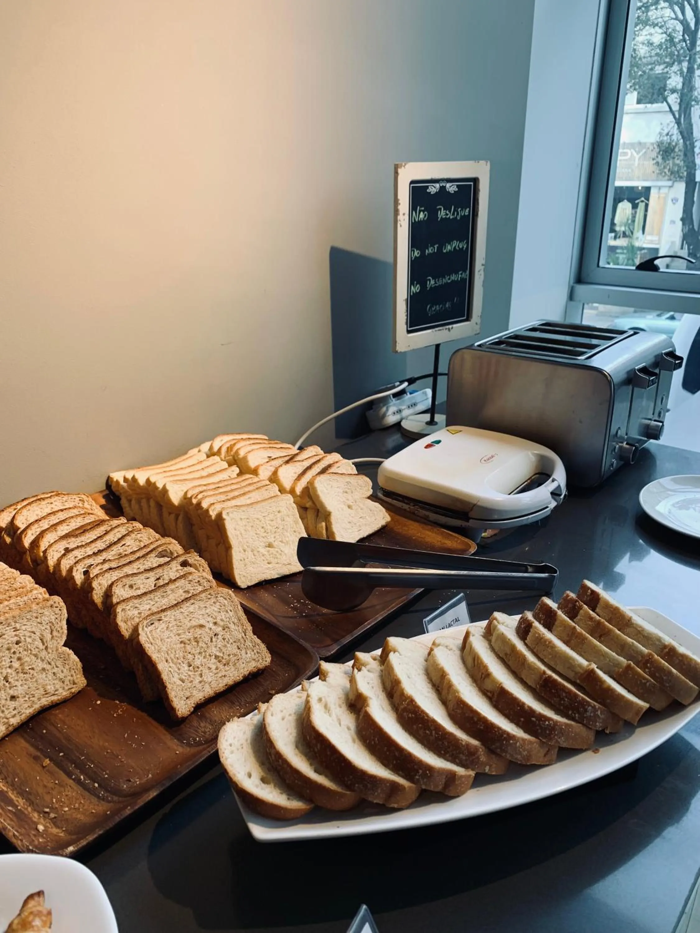 Breakfast in ibis Styles Montevideo Biarritz