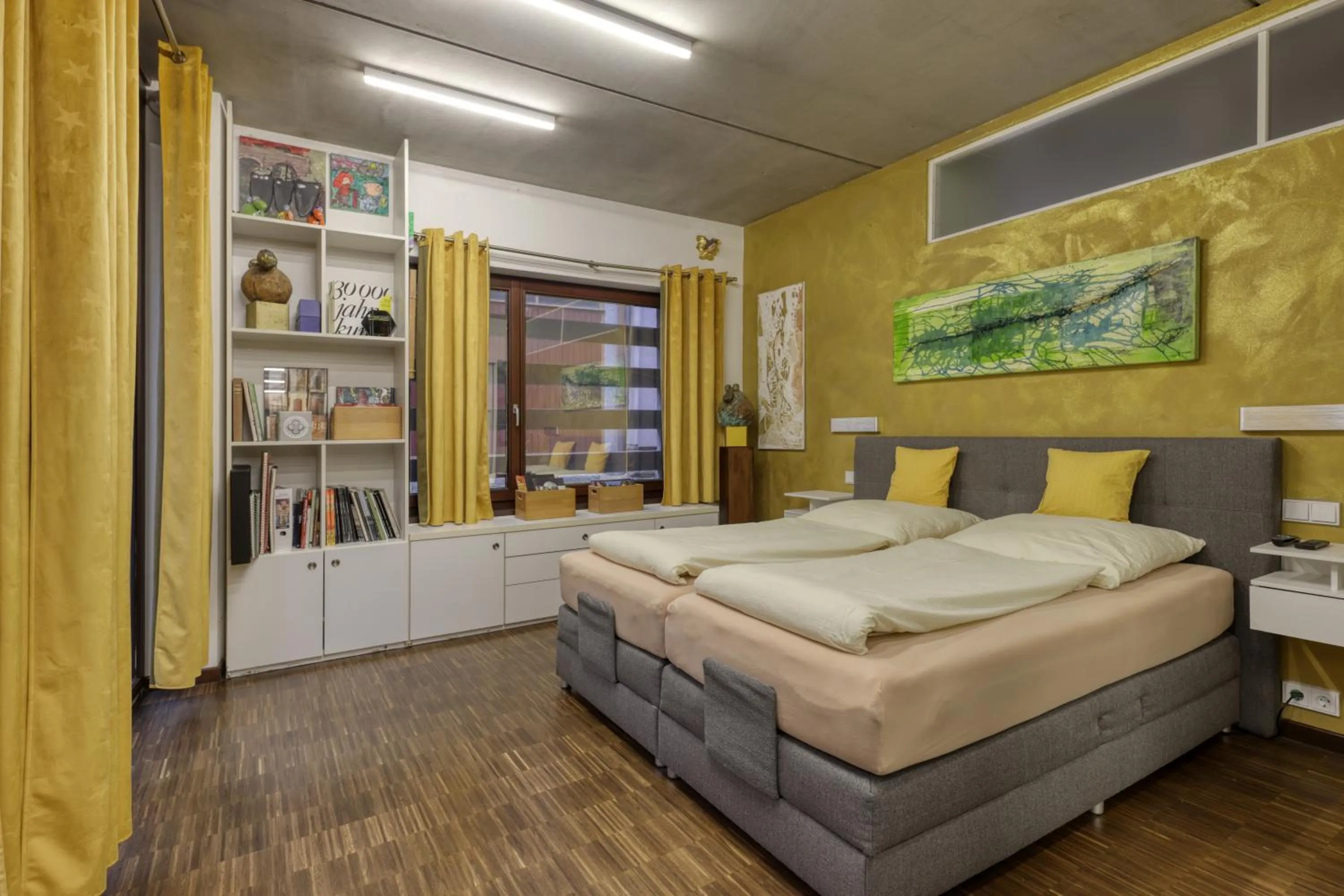 Bed in AD1716 apARTments Marktheidenfeld