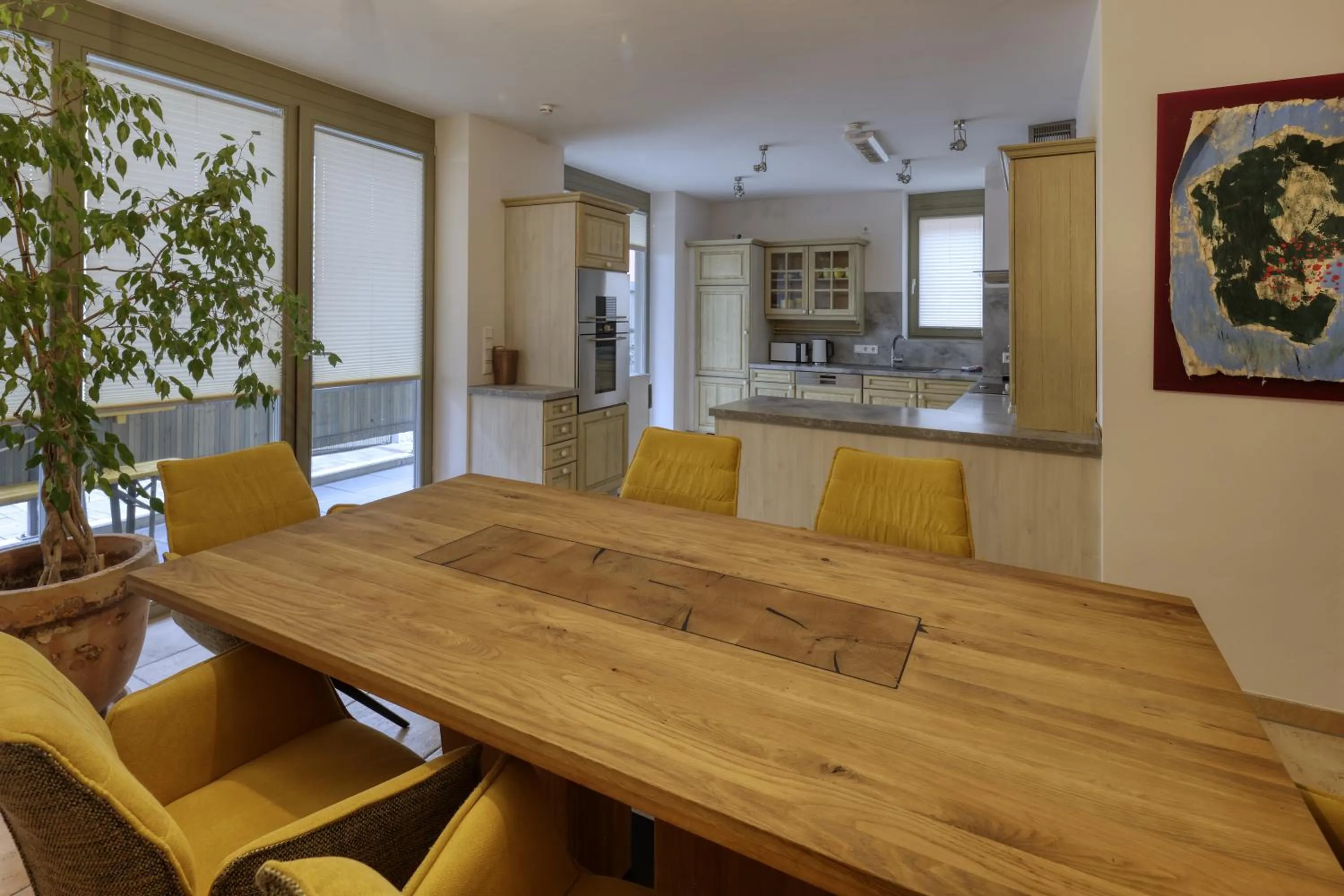 Dining area in AD1716 apARTments Marktheidenfeld