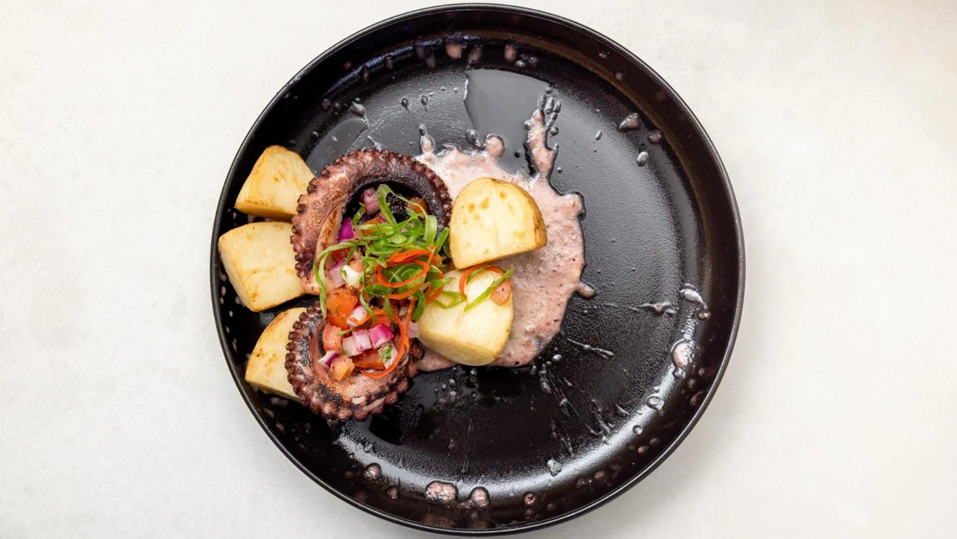 Restaurant/places to eat in Auckland Rose Park Hotel