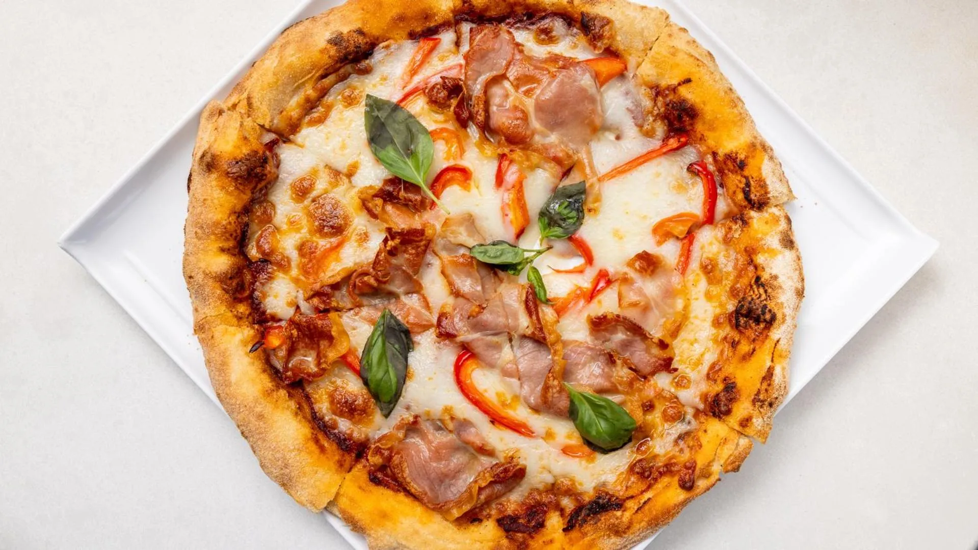 Restaurant/places to eat in Auckland Rose Park Hotel