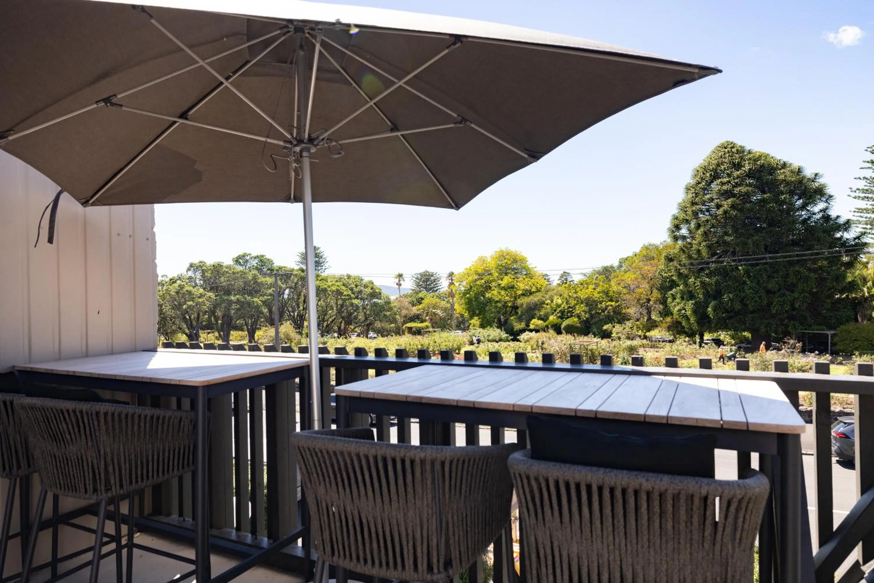 Balcony/Terrace in Auckland Rose Park Hotel