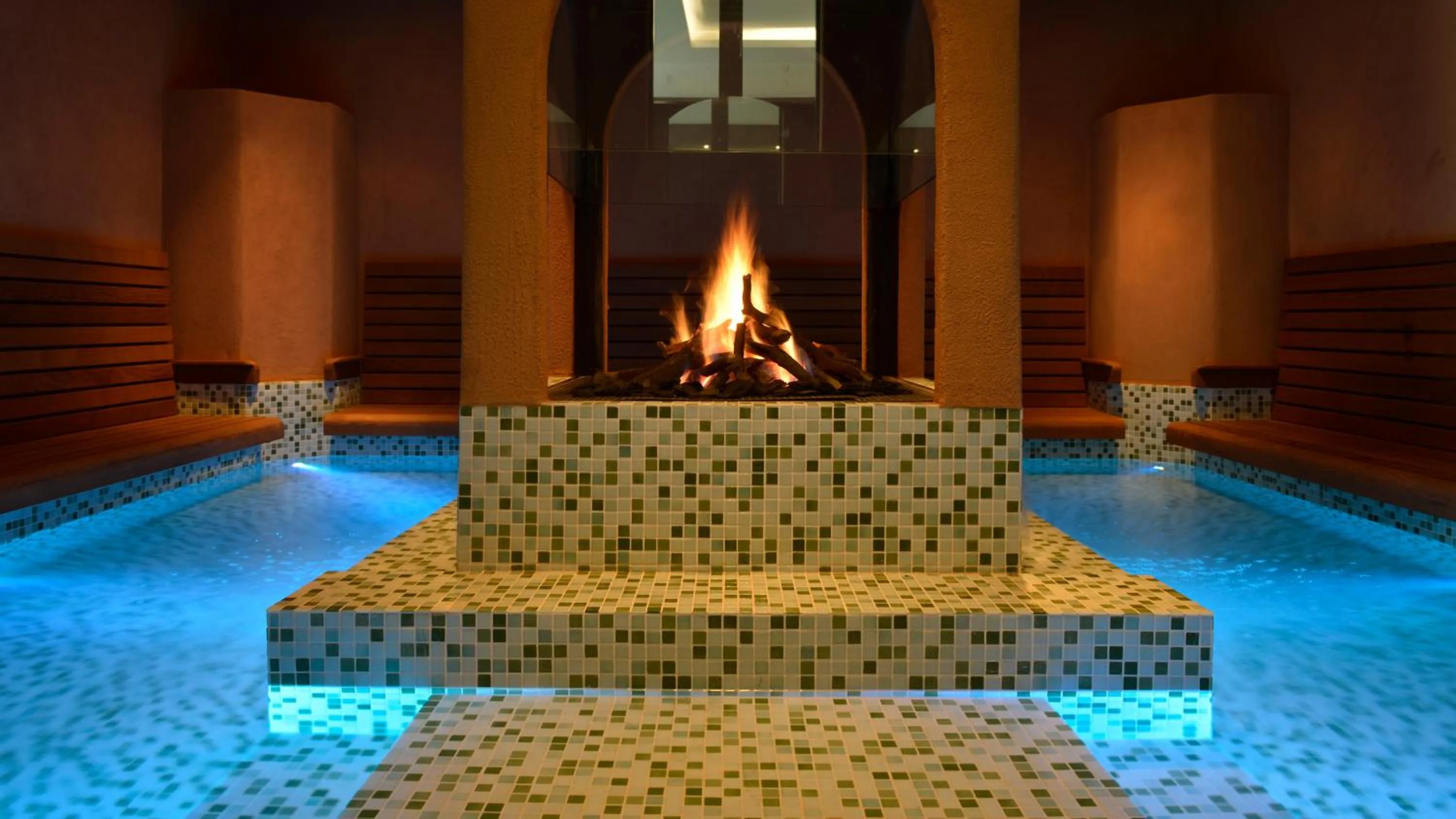 Spa and wellness centre/facilities in Essensio Hotel Düsseldorf