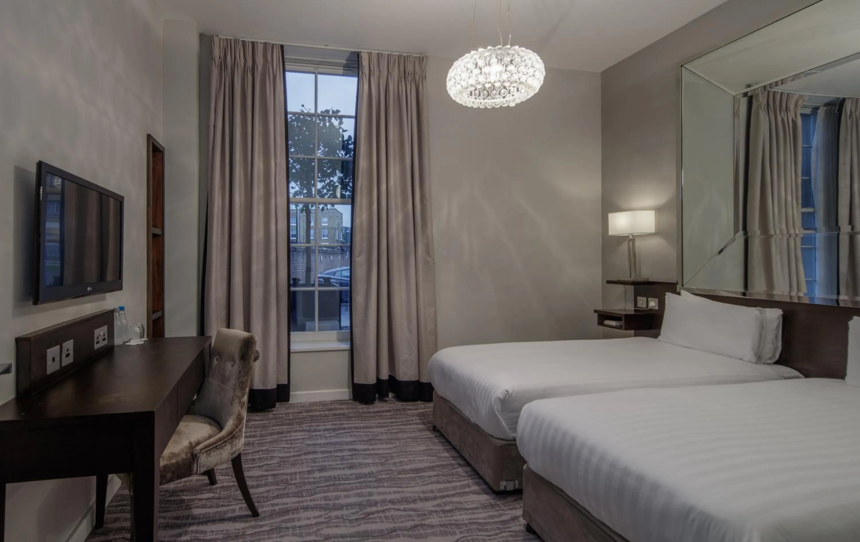 Bedroom, Bed in Doubletree By Hilton London - Greenwich