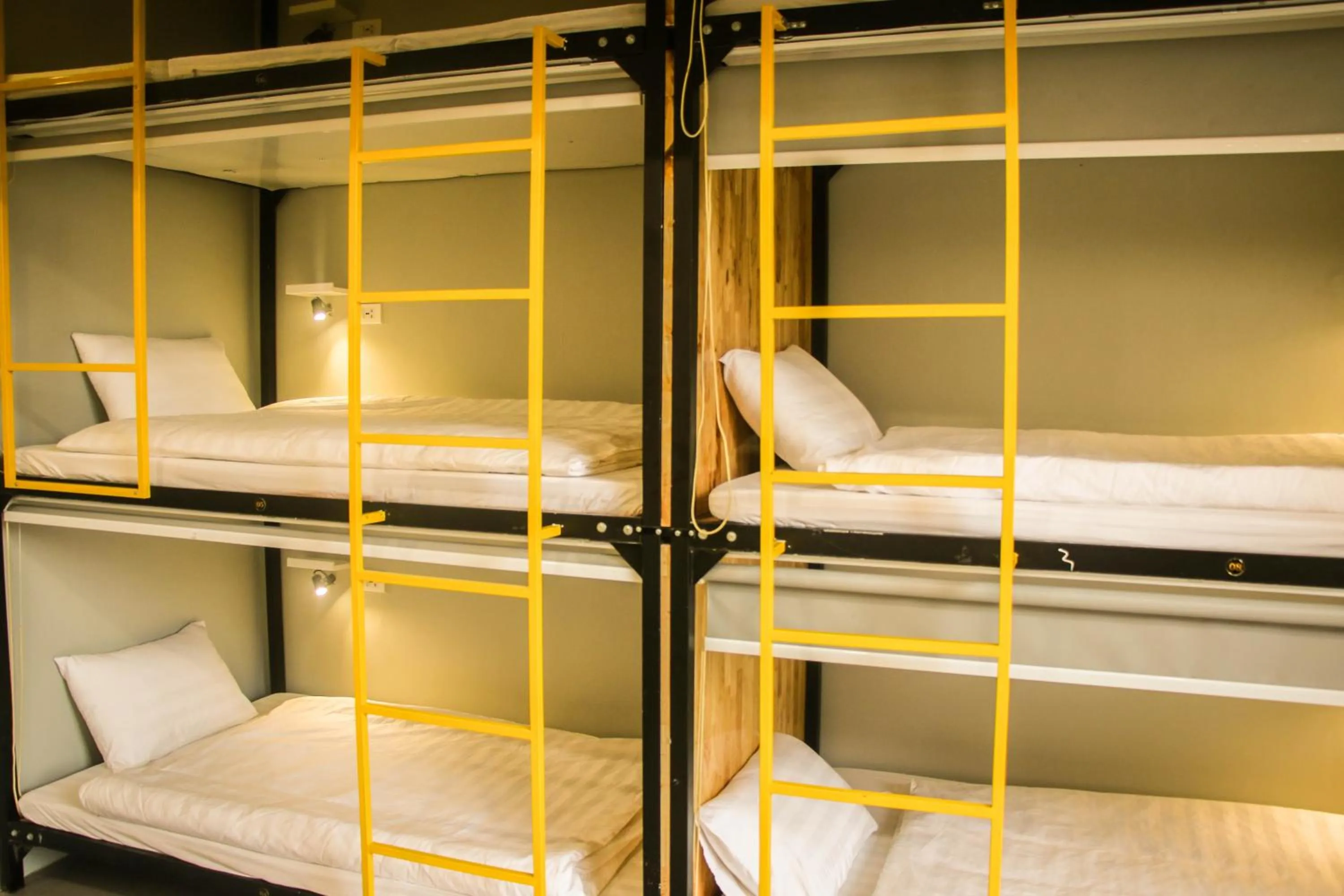 bunk bed, Bed in Hanoi Banana Hostel