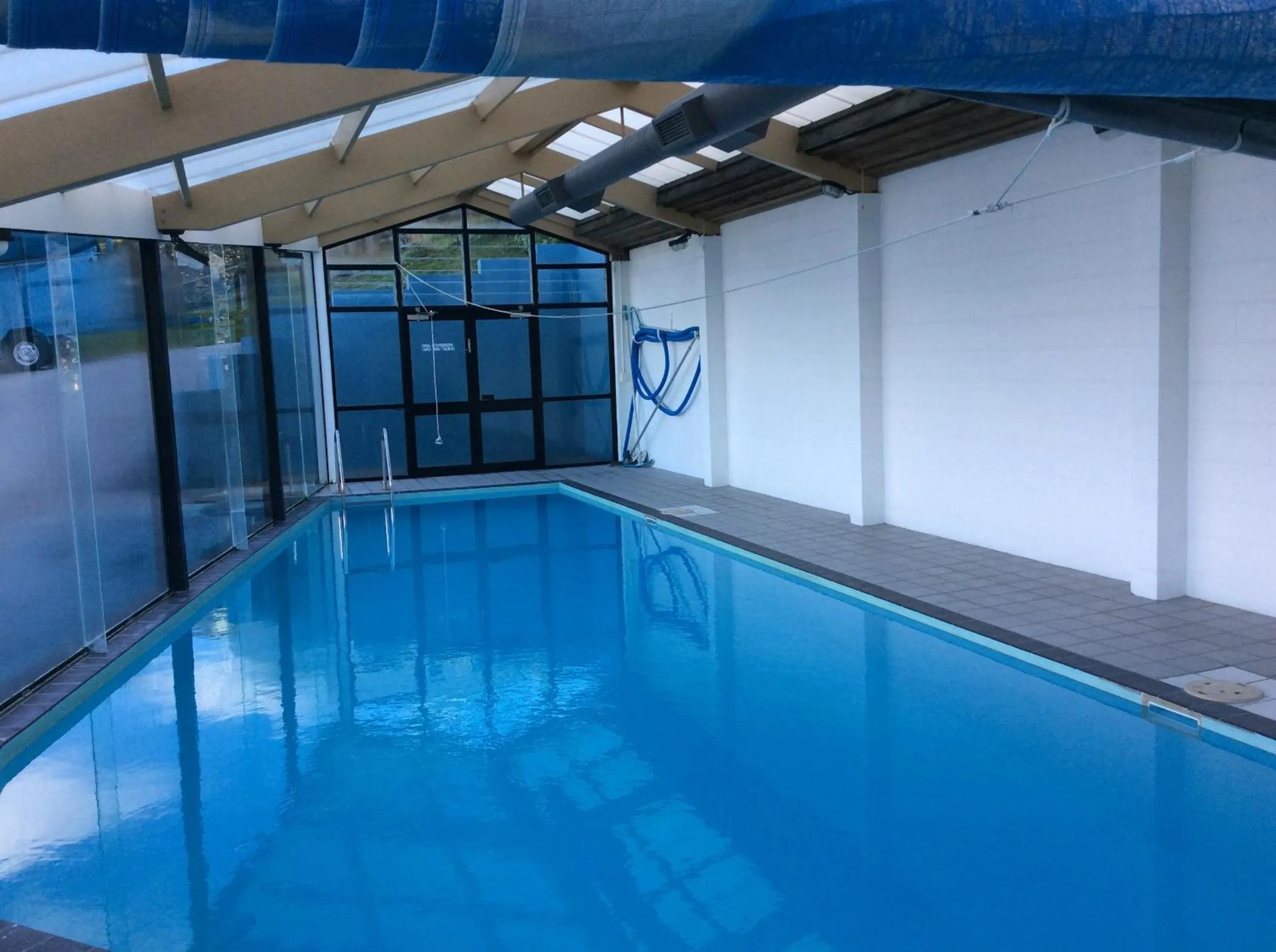 Pool view in Spinnaker Bay Apartments