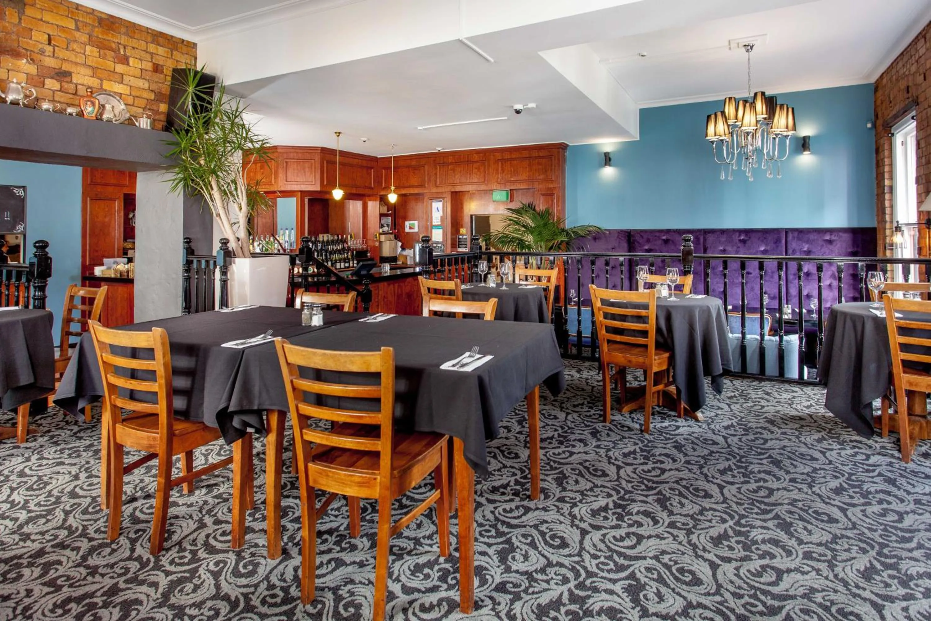 Restaurant/places to eat in The Shakespeare Hotel