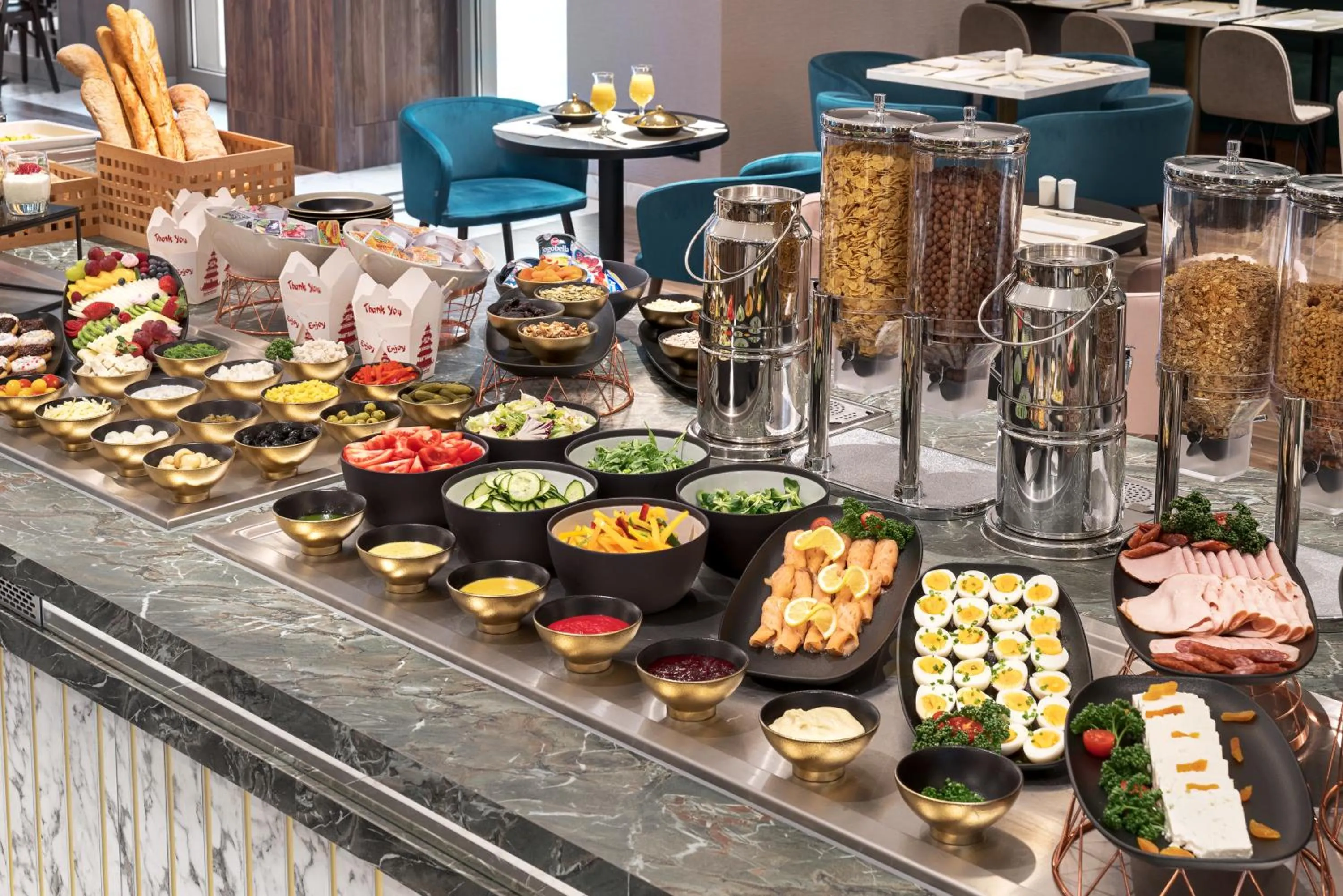 Breakfast in Metropolo by Golden Tulip Krakow