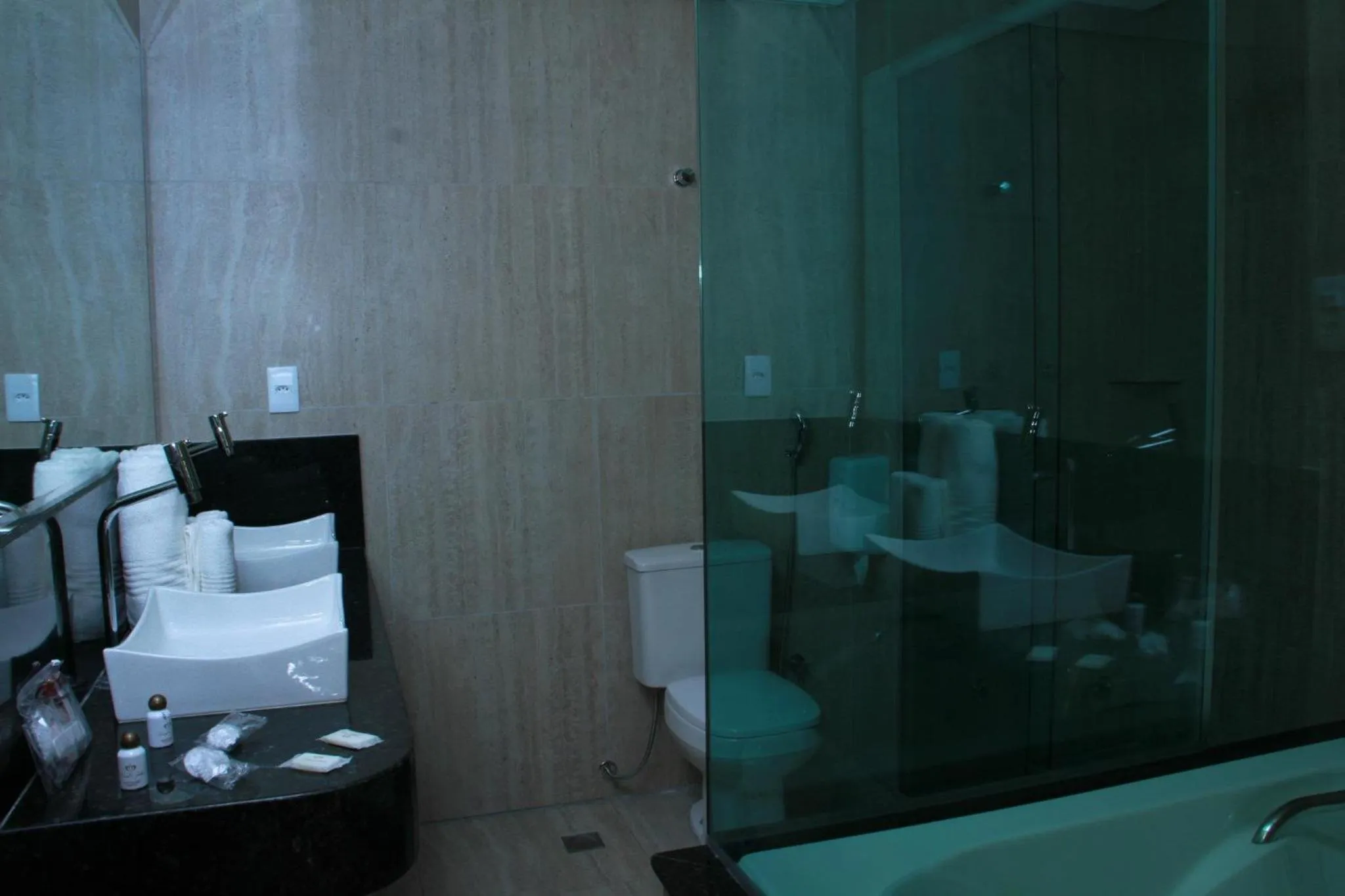Bathroom in Hotel Saron