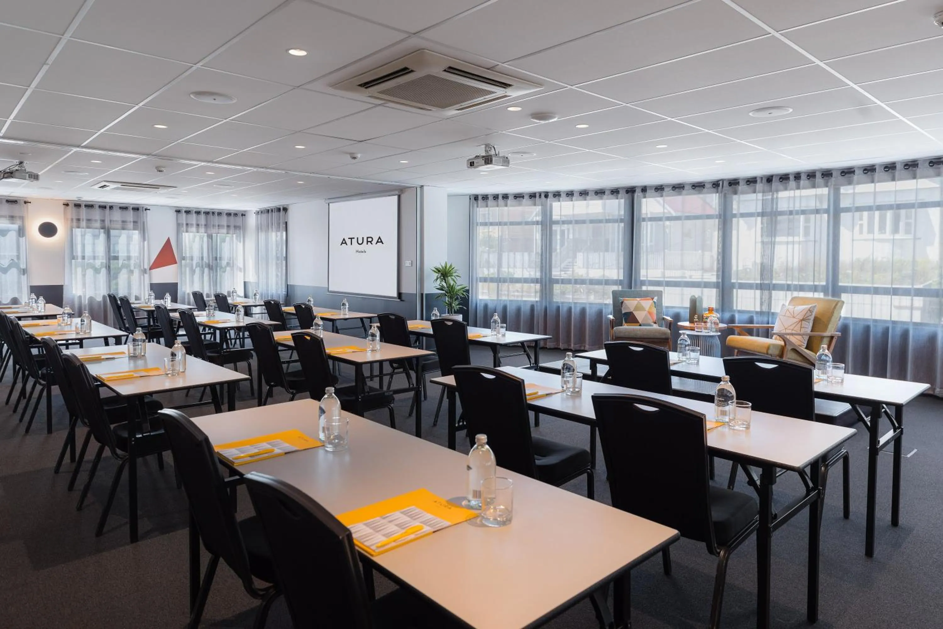 Meeting/conference room in WQ Wellington Quarter Hotel