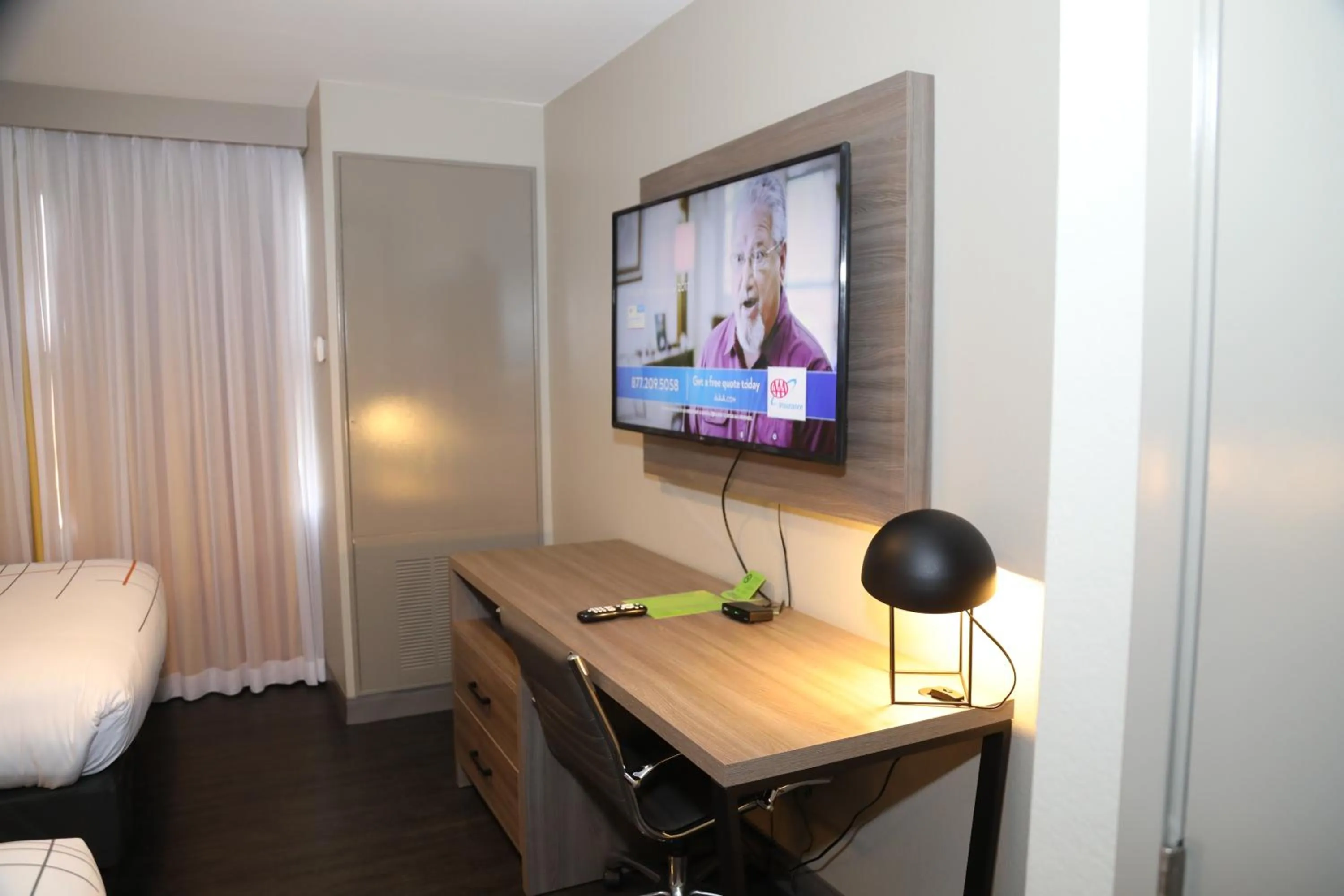 Bed in La Quinta by Wyndham Montgomery